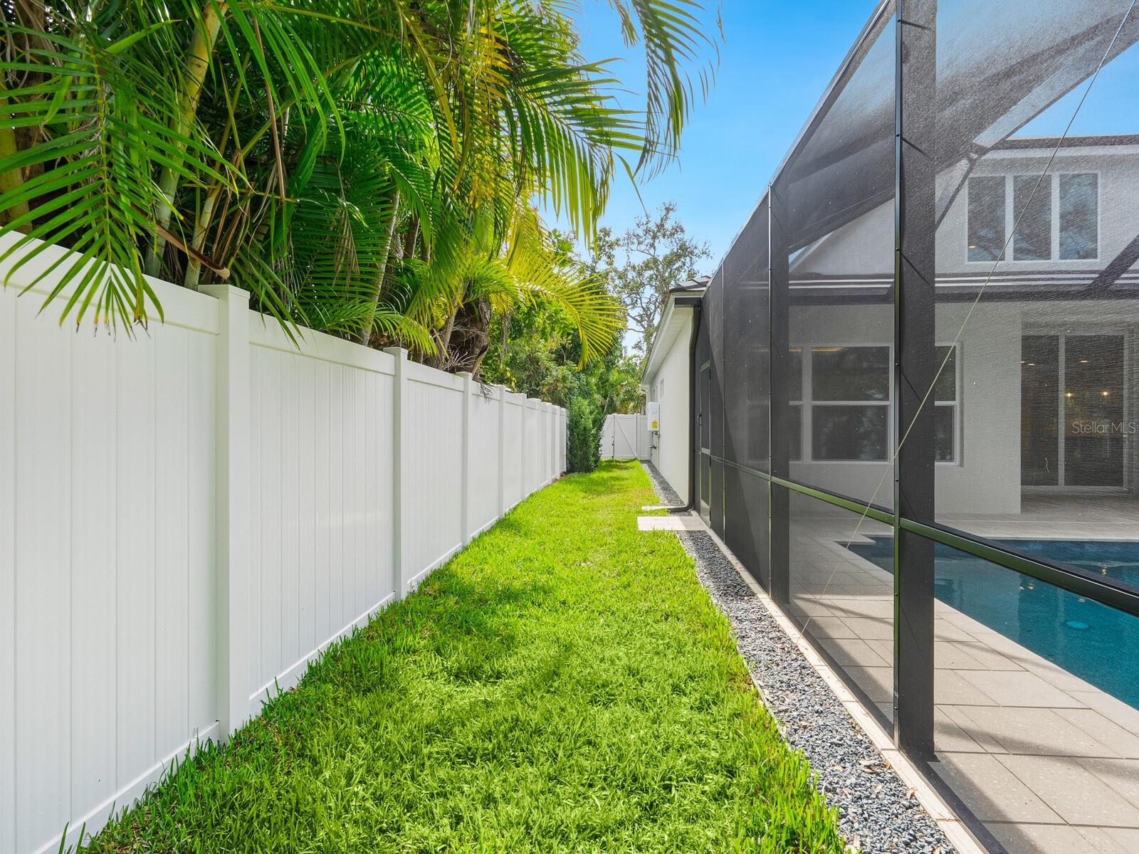 HUDSON BAYOU - Residential