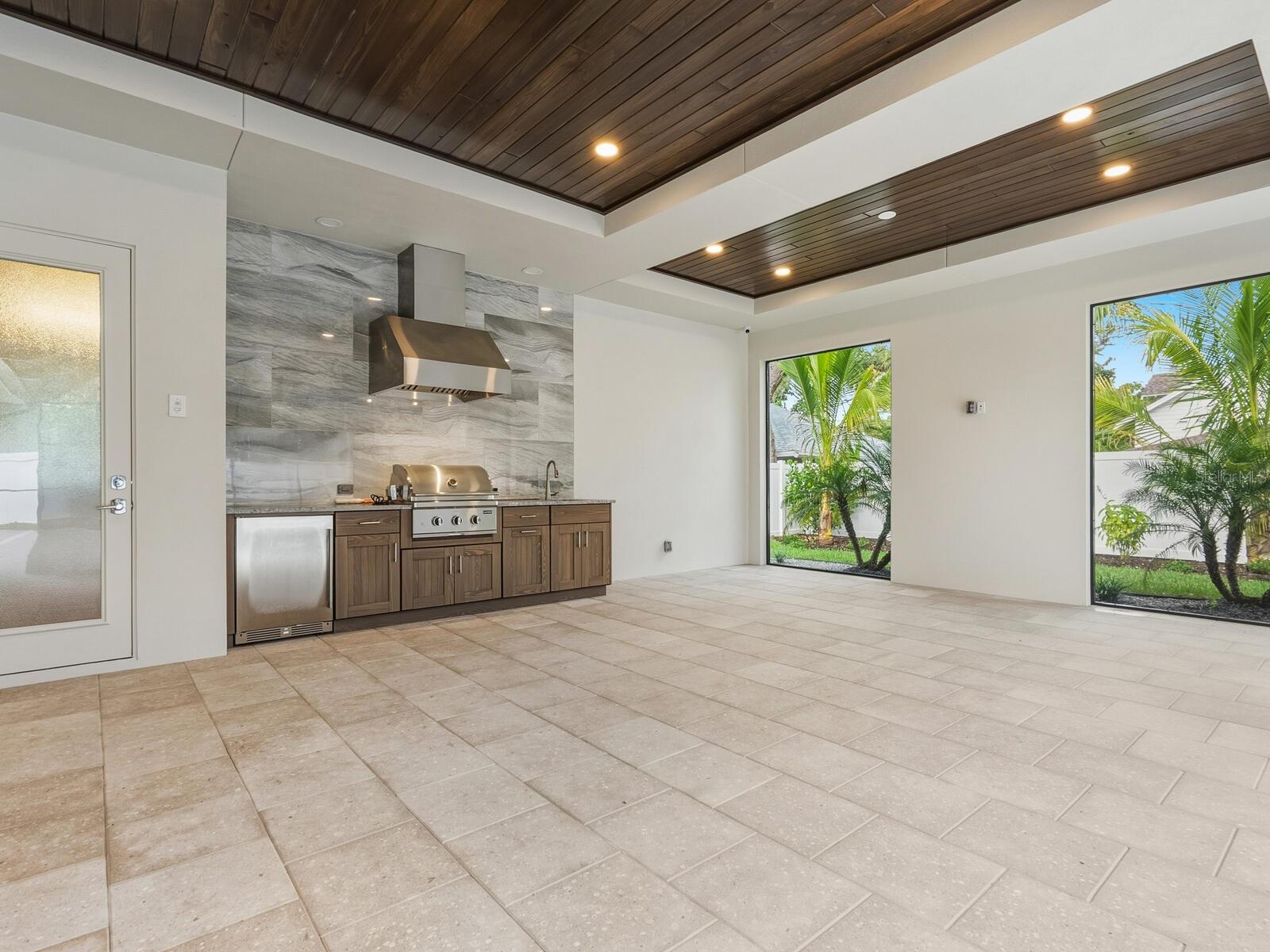 HUDSON BAYOU - Residential