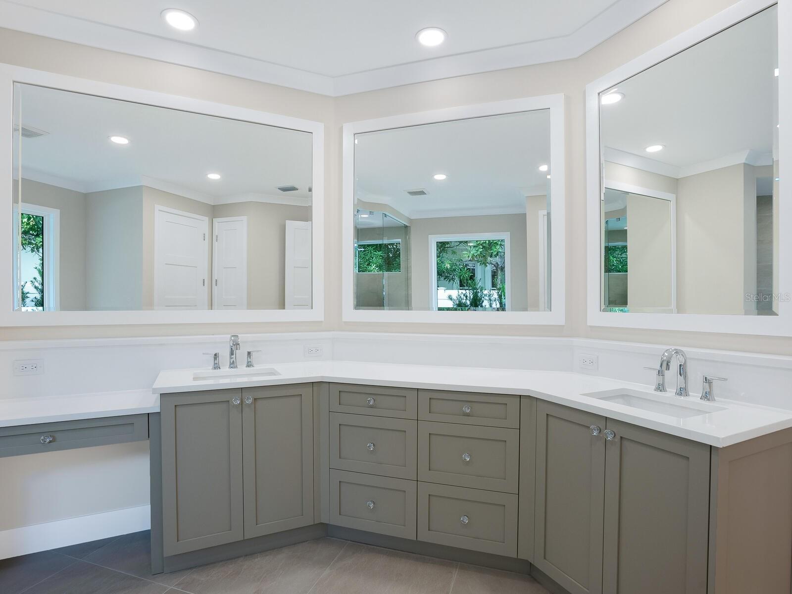 HUDSON BAYOU - Residential