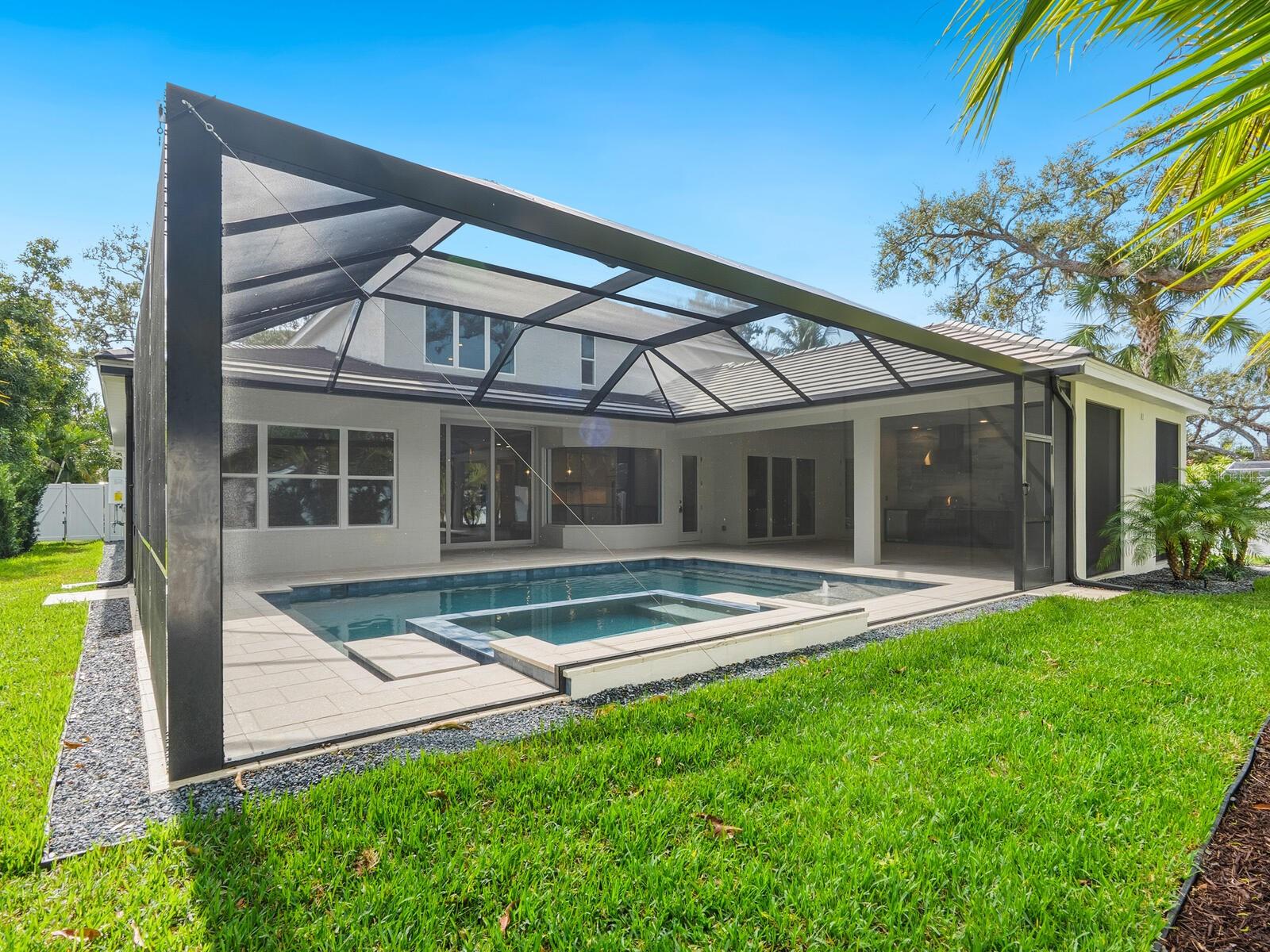 HUDSON BAYOU - Residential