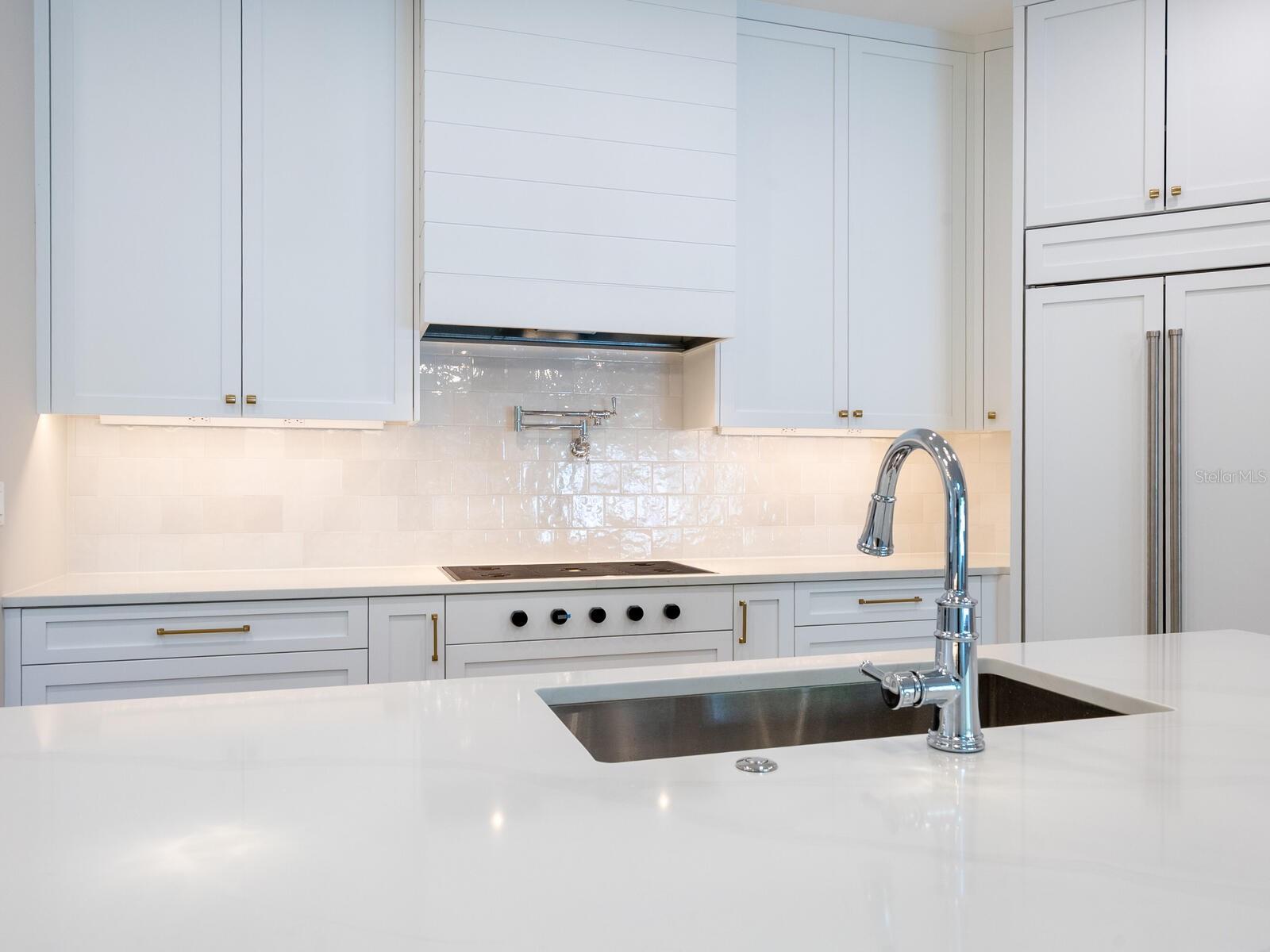 HUDSON BAYOU - Residential