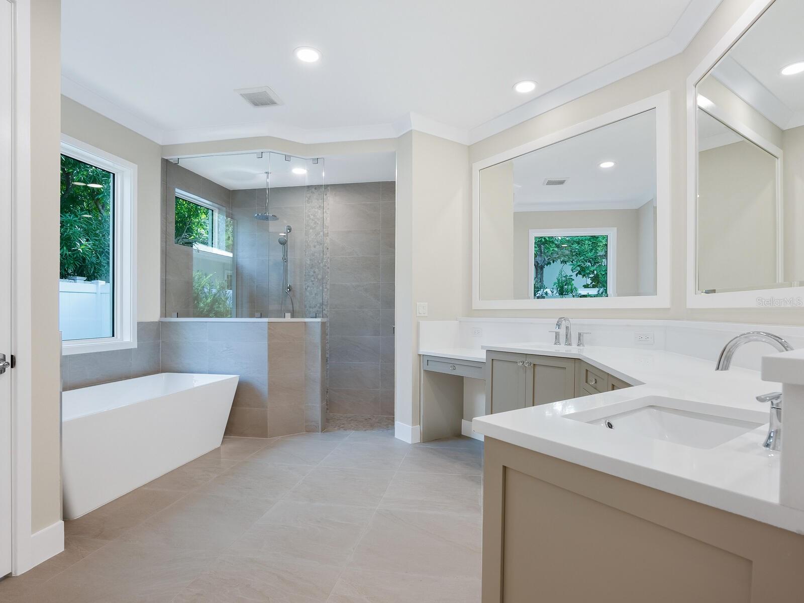 HUDSON BAYOU - Residential