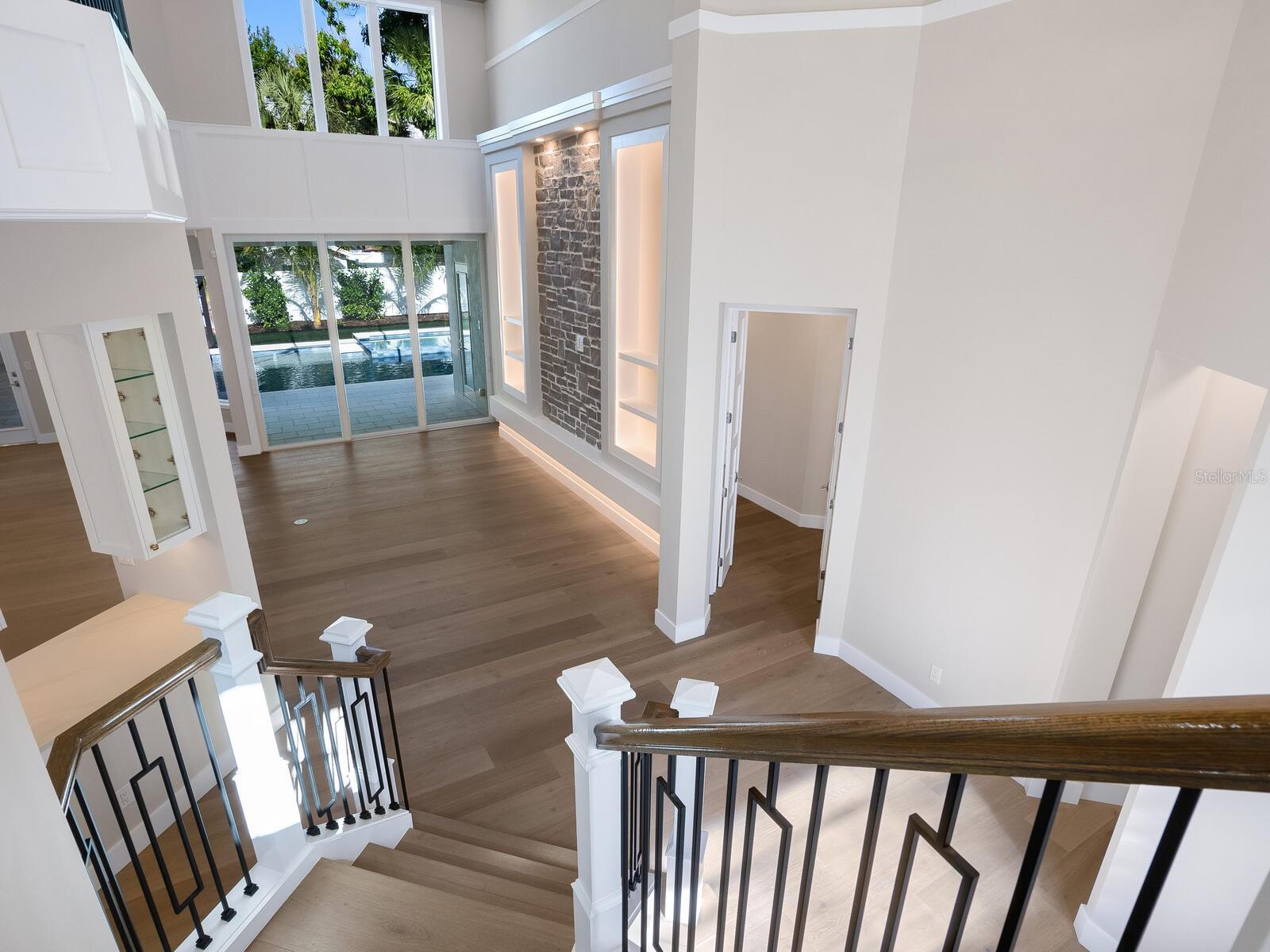 HUDSON BAYOU - Residential