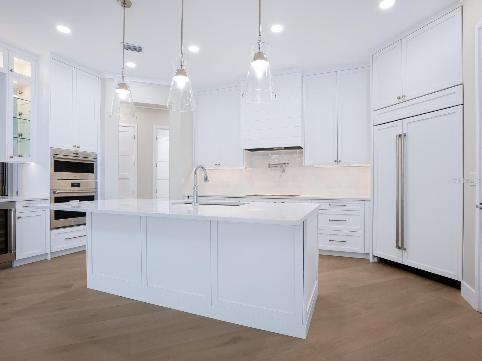 HUDSON BAYOU - Residential