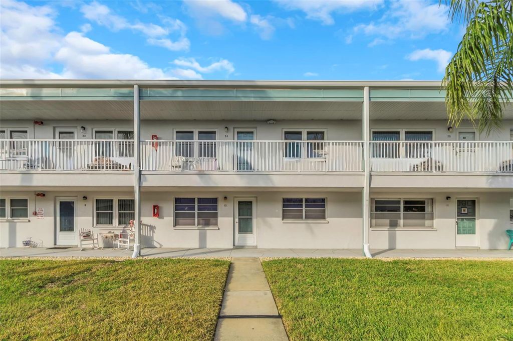 Photo of 5246 81st Street N #24, St Petersburg, FL 33709 (MLS # TB8453925)