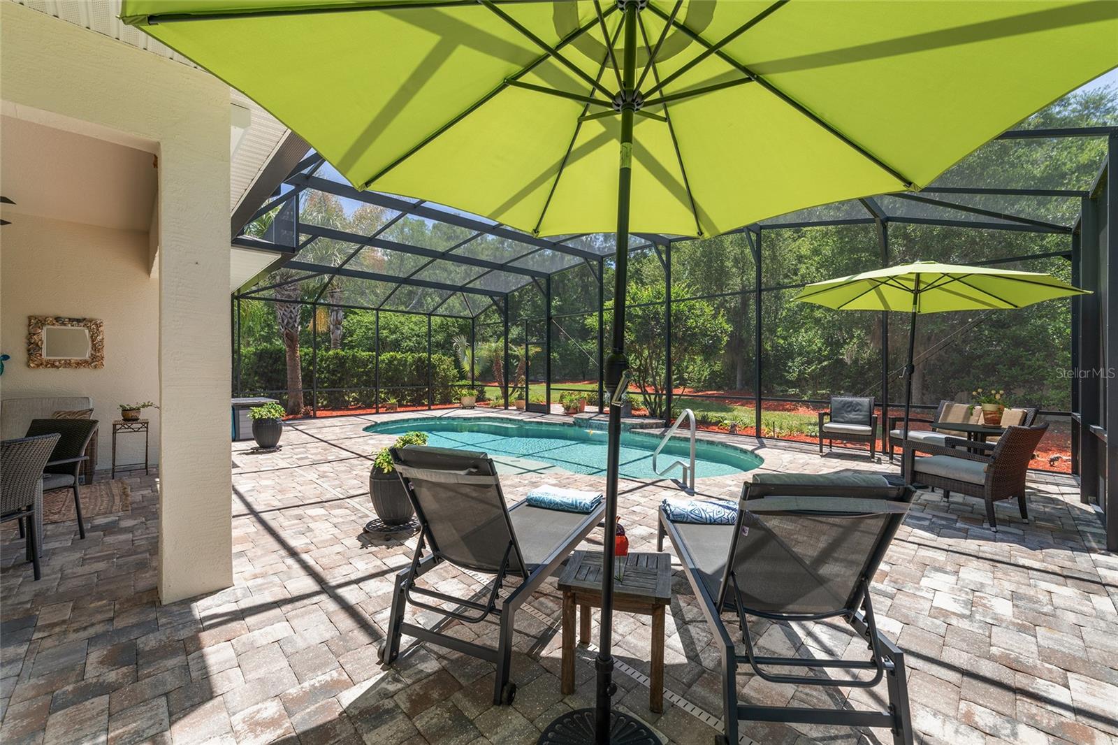 LAKESIDE LANDINGS ENCLAVE - Residential