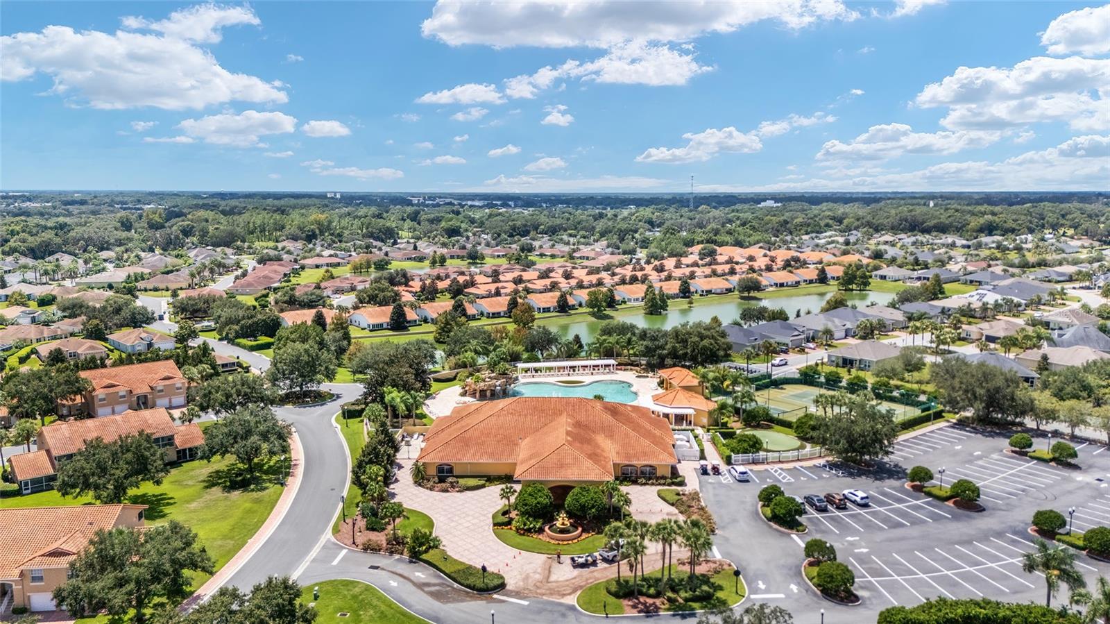 LAKESIDE LANDINGS ENCLAVE - Residential