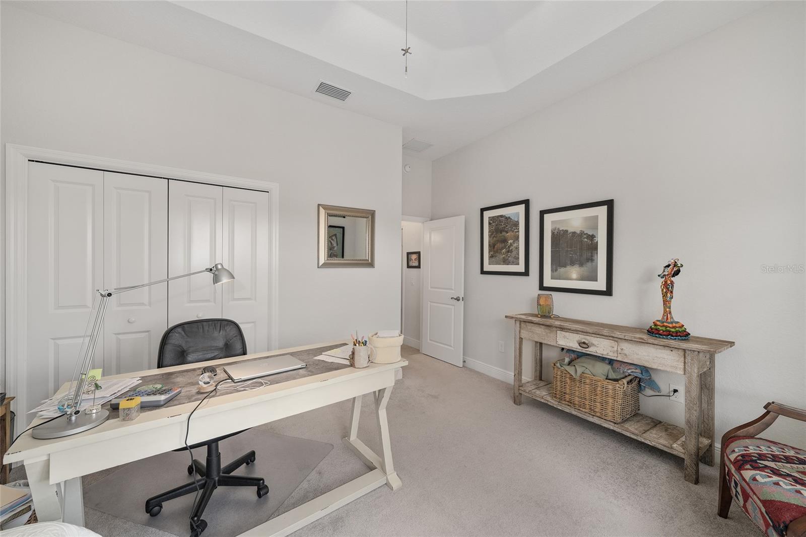 LAKESIDE LANDINGS ENCLAVE - Residential