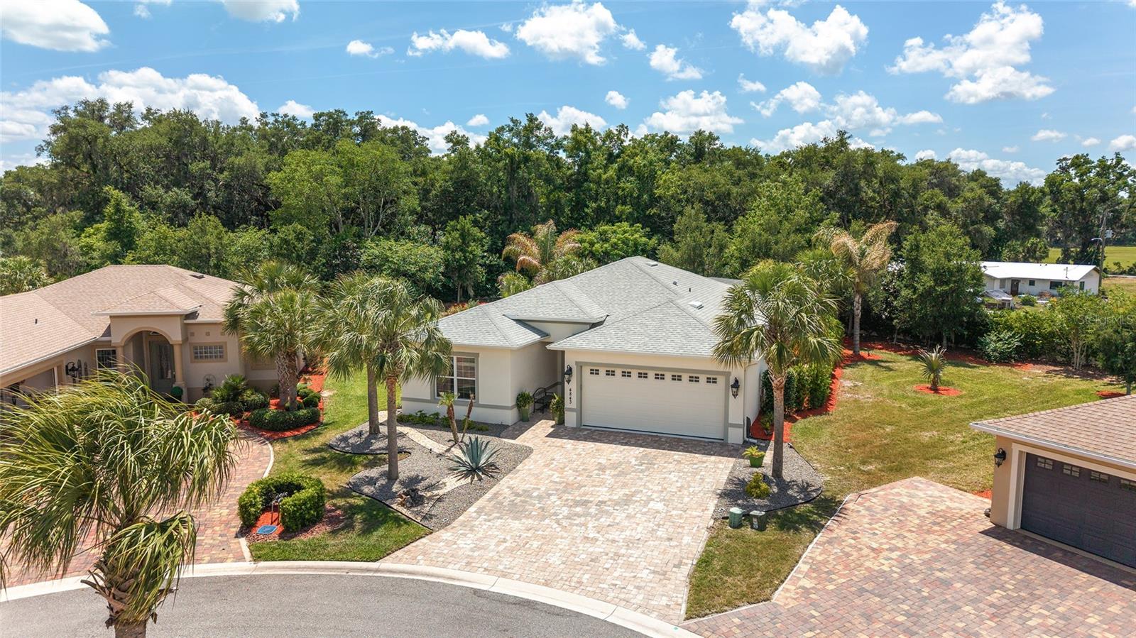 LAKESIDE LANDINGS ENCLAVE - Residential