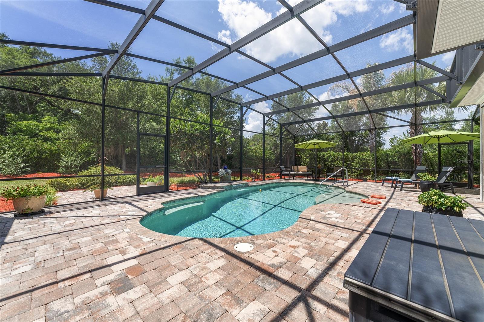 LAKESIDE LANDINGS ENCLAVE - Residential