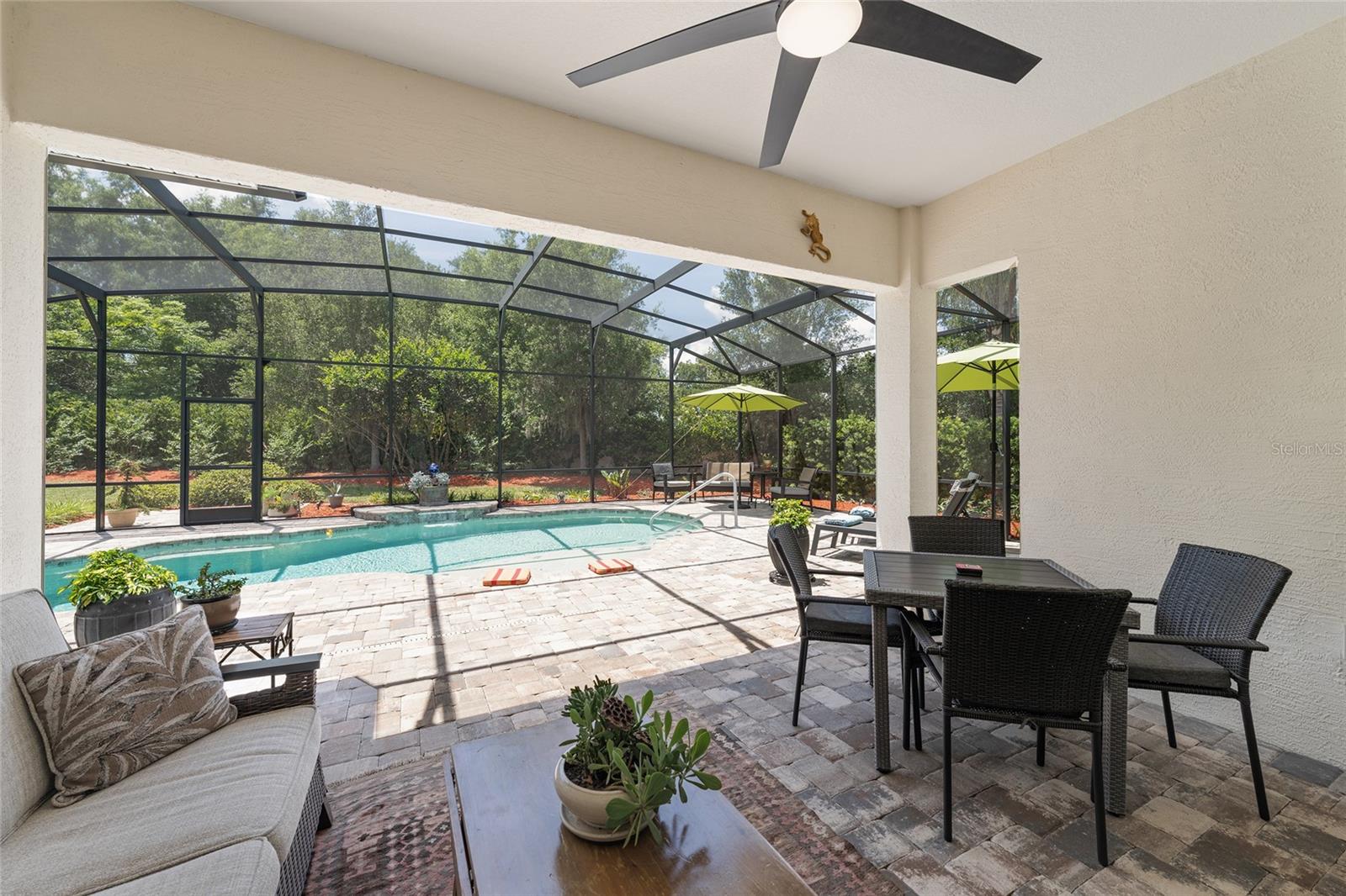 LAKESIDE LANDINGS ENCLAVE - Residential