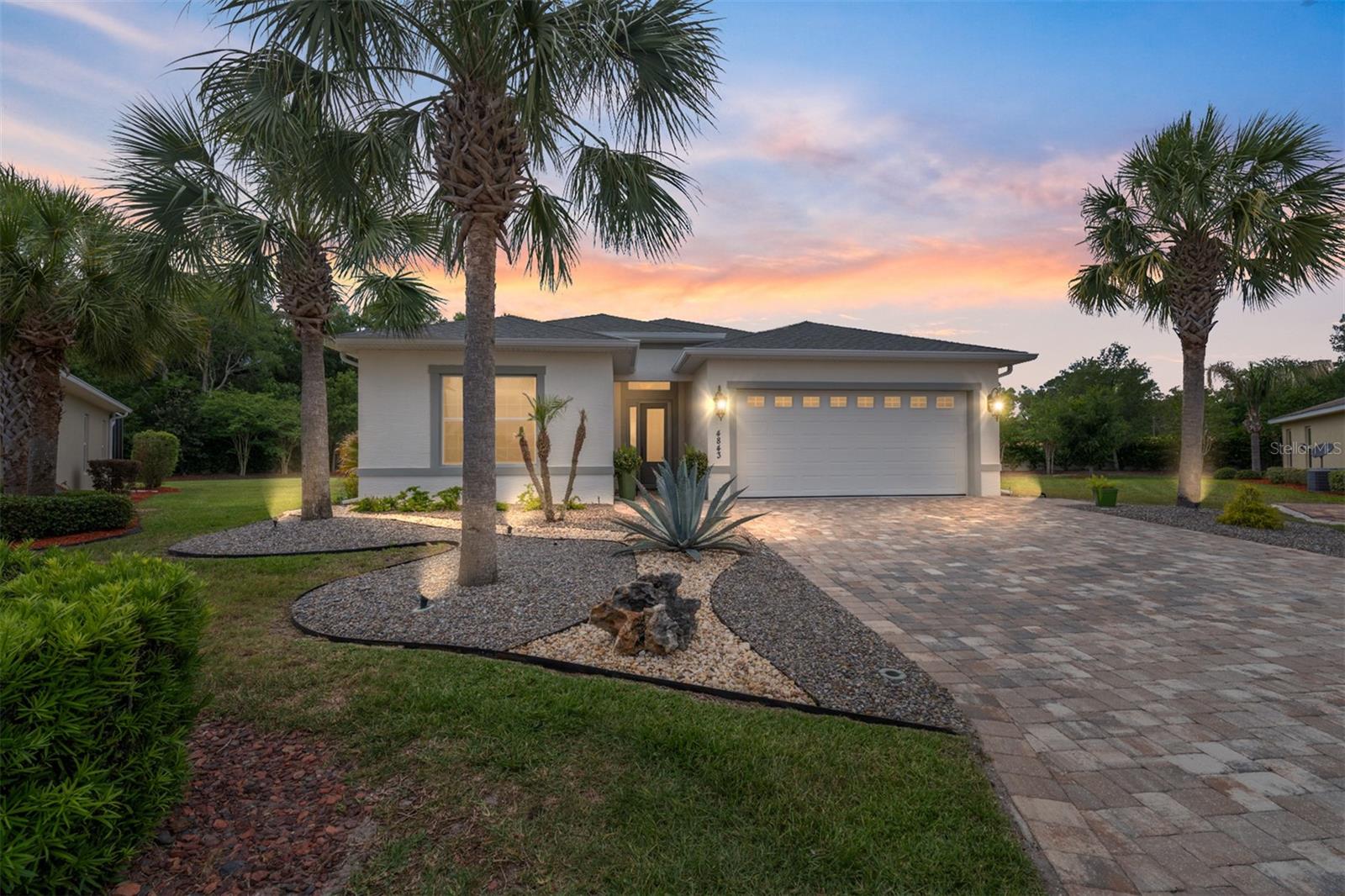 LAKESIDE LANDINGS ENCLAVE - Residential