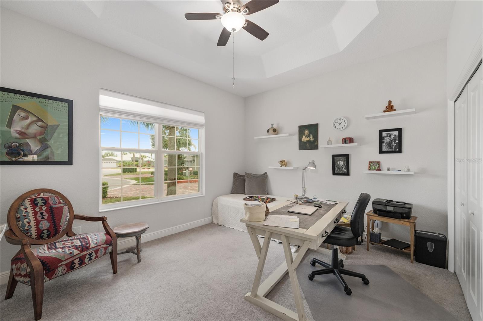 LAKESIDE LANDINGS ENCLAVE - Residential