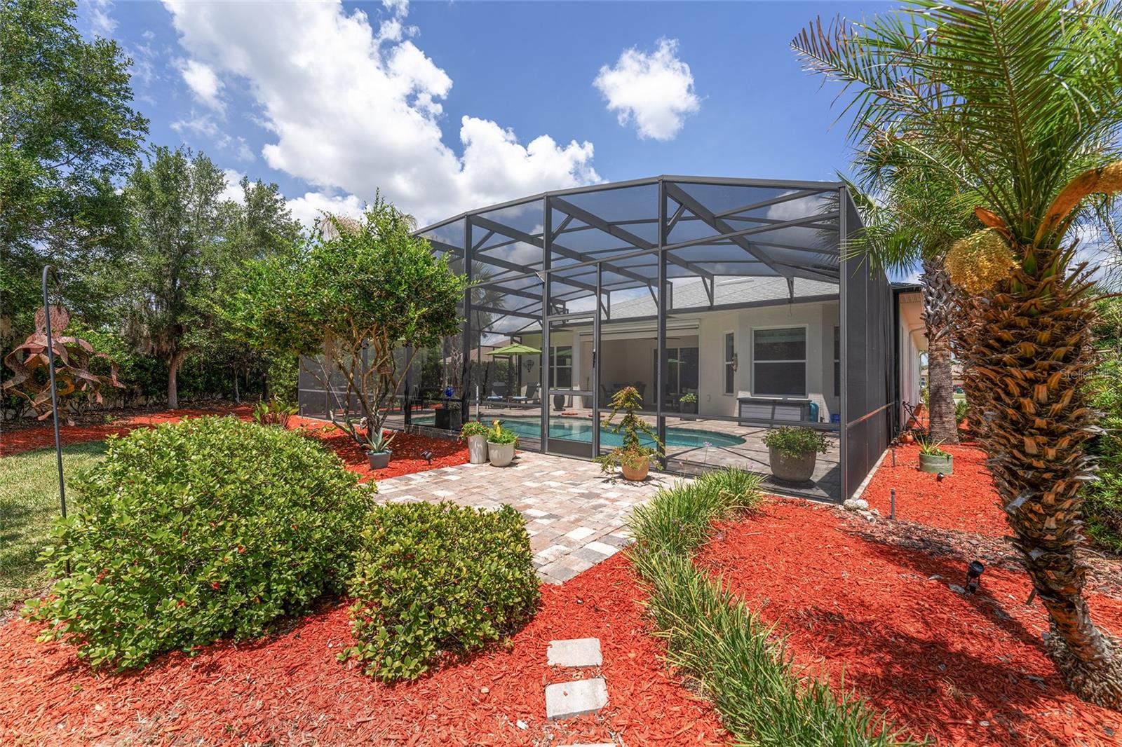LAKESIDE LANDINGS ENCLAVE - Residential