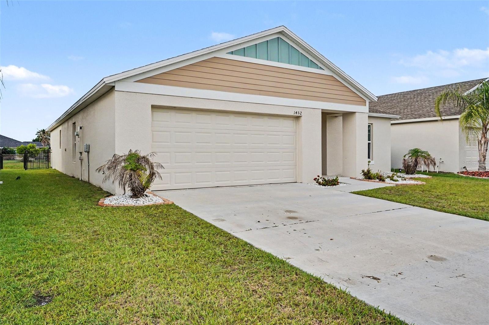 PINNACLE POINT - Residential
