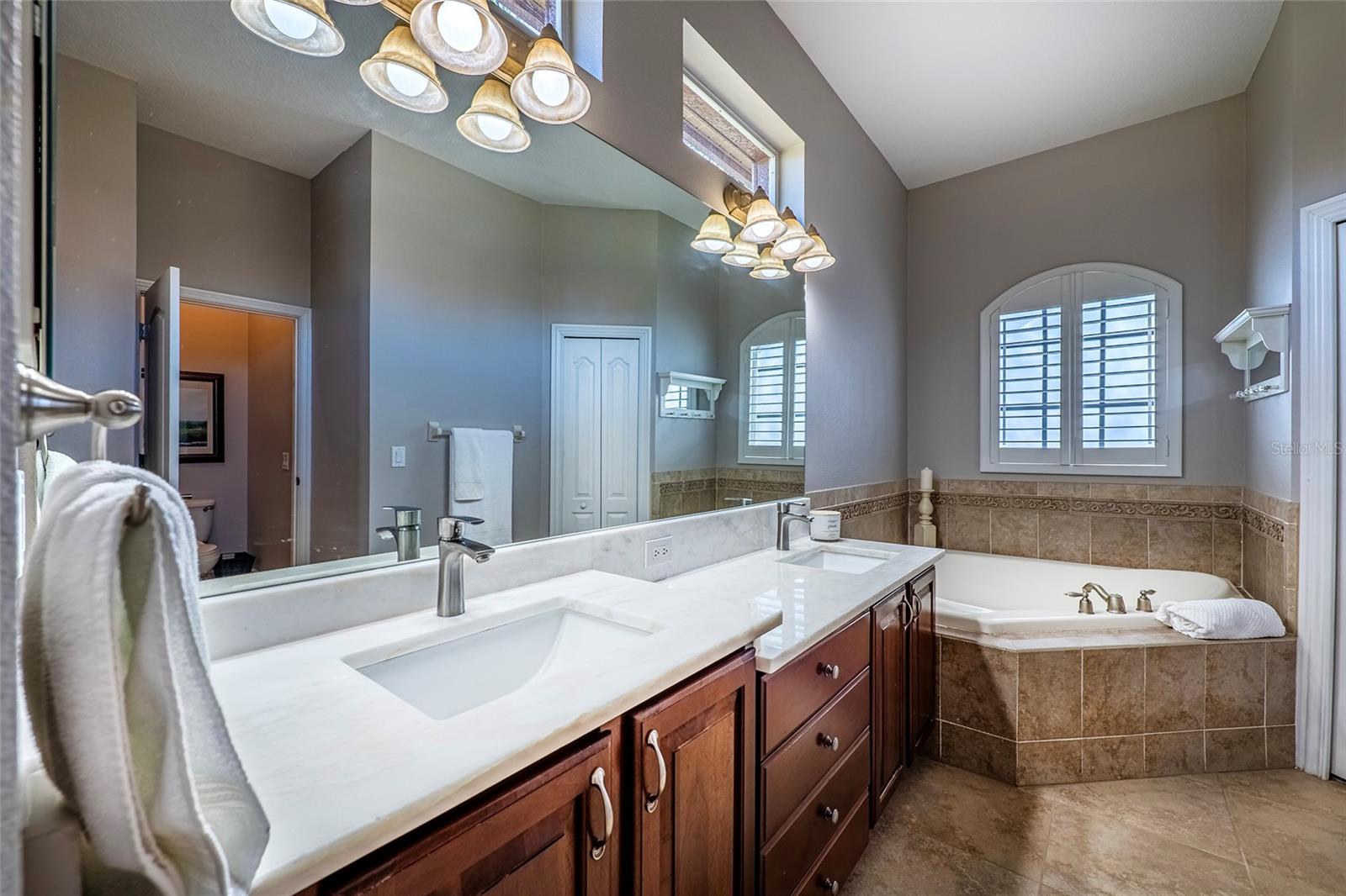 CIELO AT CHAMPIONS CLUB - Residential