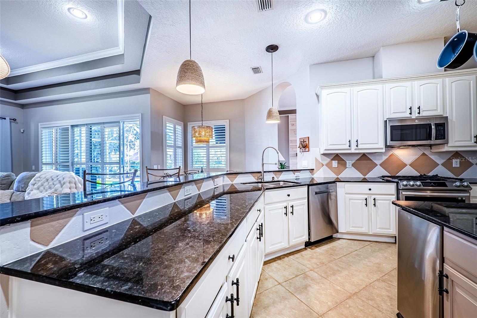 CIELO AT CHAMPIONS CLUB - Residential