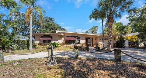 318 MEHLENBACHER ROAD BELLEAIR FL 33756