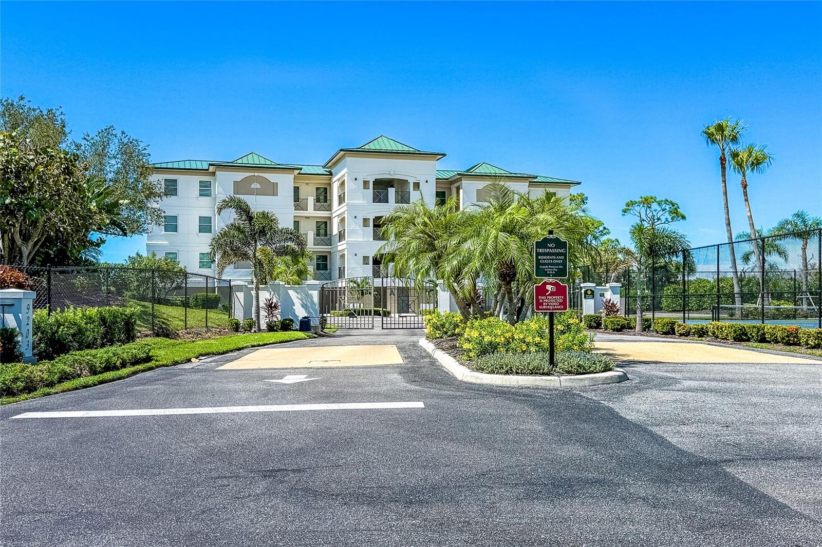 GRANDE PRESERVE ON LEMON BAY PH - Residential