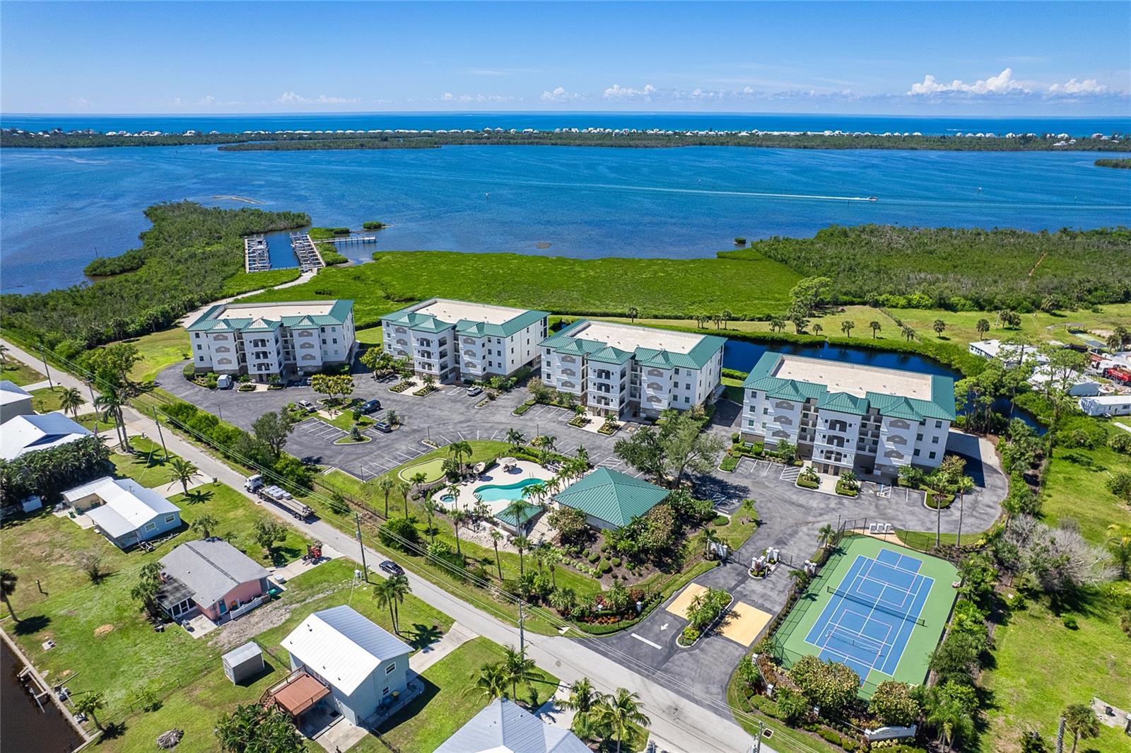 GRANDE PRESERVE ON LEMON BAY PH - Residential