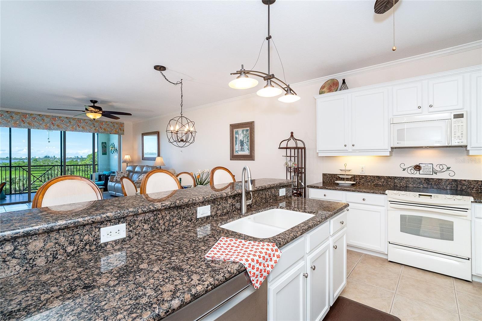 GRANDE PRESERVE ON LEMON BAY PH - Residential