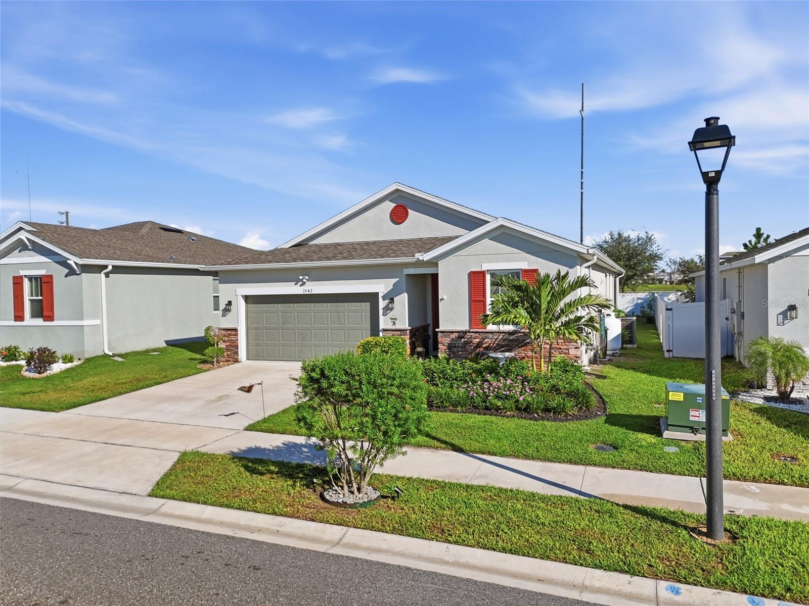 1042 HEIRLOOM DRIVE