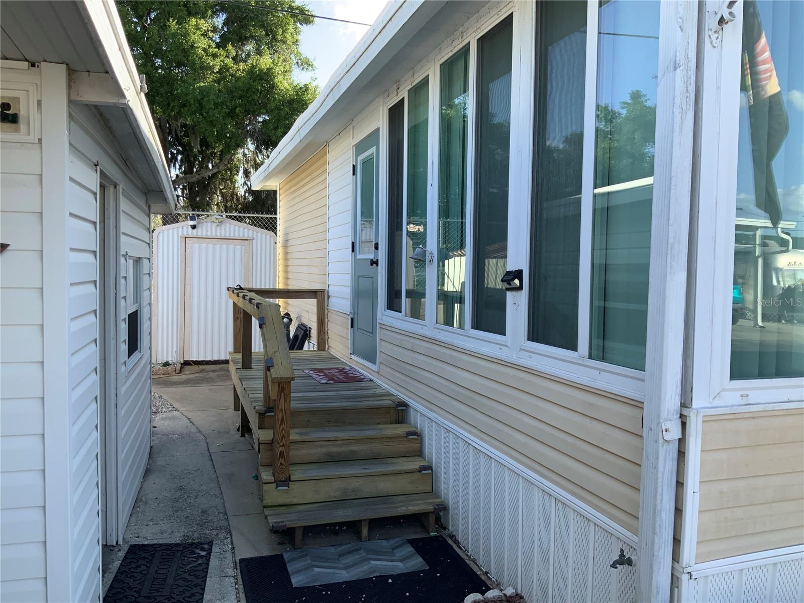 HERE AND THERE PALM SHORES RV RESORT - Residential