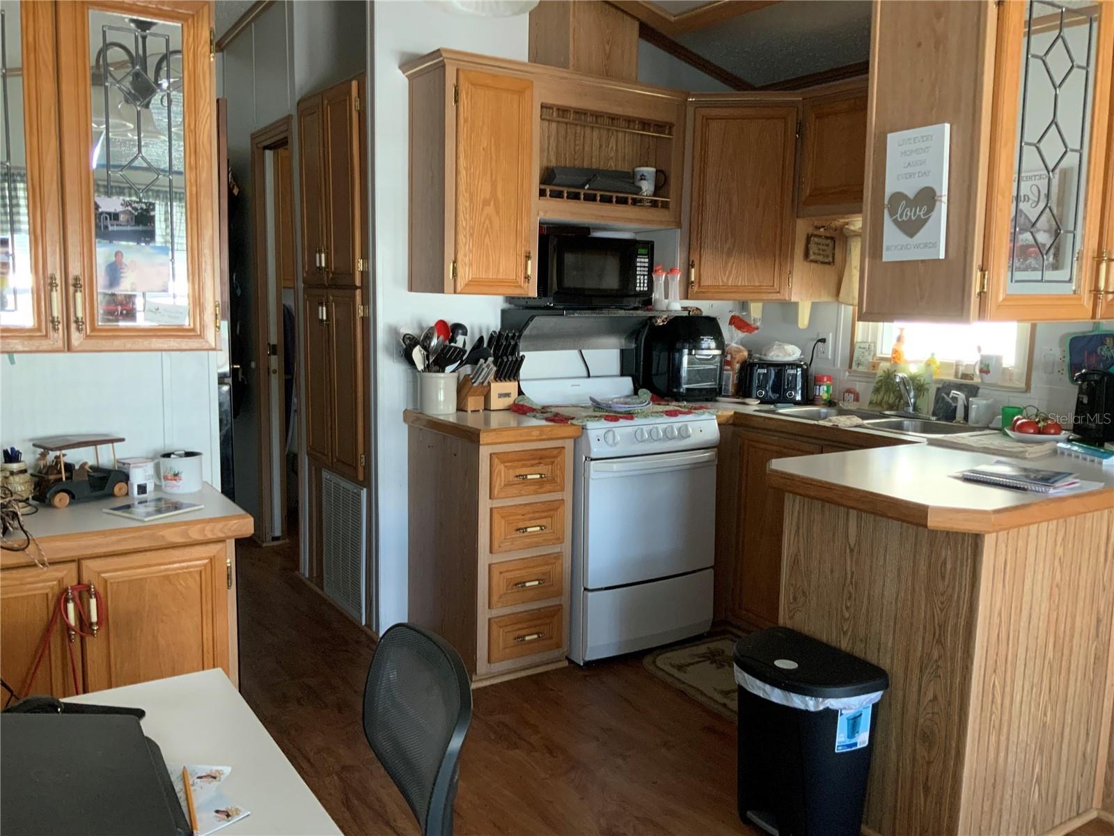 HERE AND THERE PALM SHORES RV RESORT - Residential