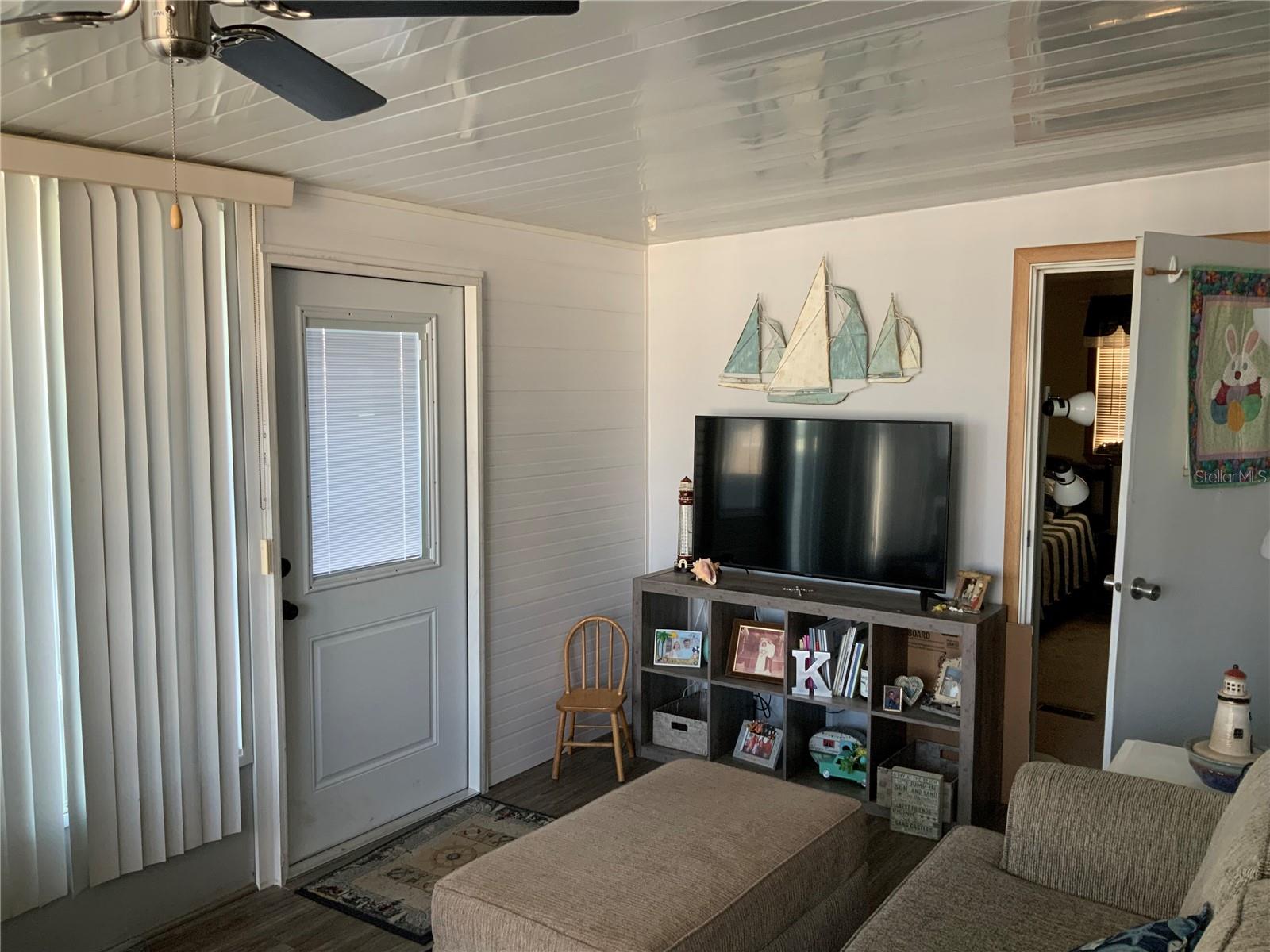 HERE AND THERE PALM SHORES RV RESORT - Residential