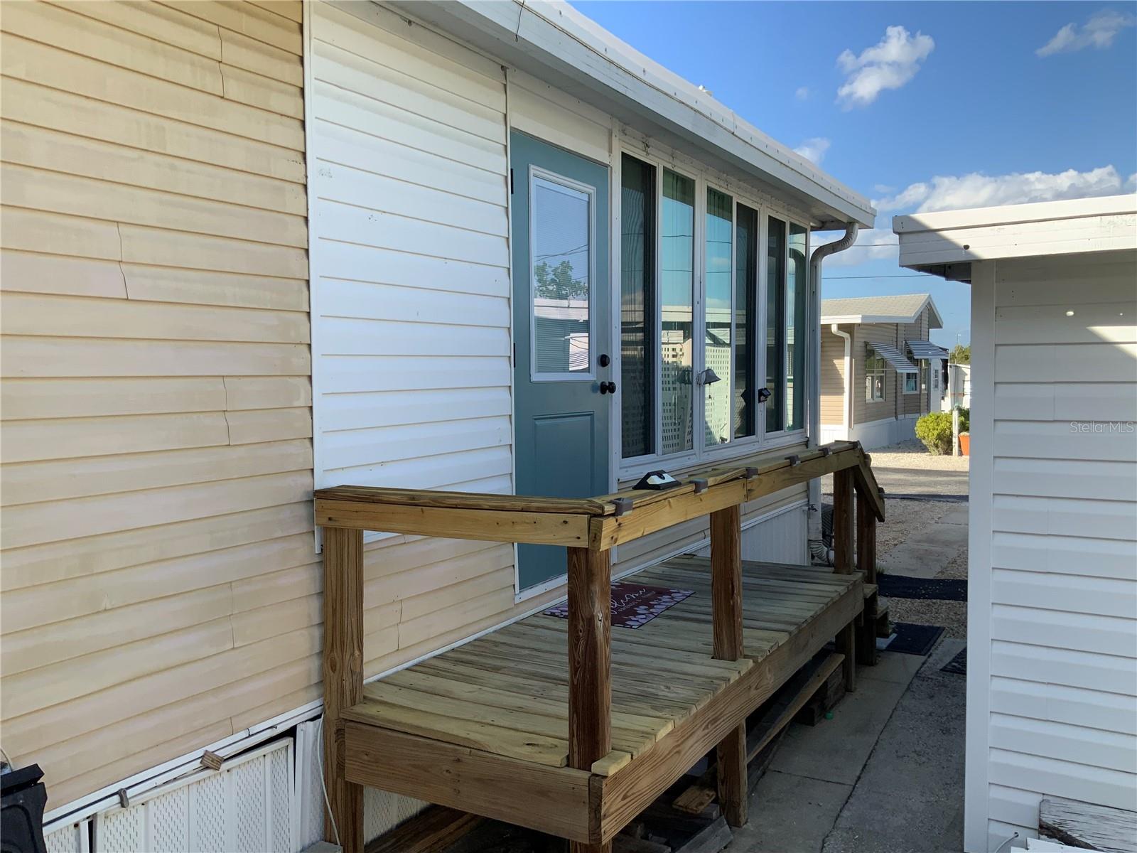 HERE AND THERE PALM SHORES RV RESORT - Residential