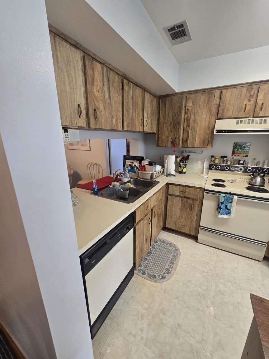 WESTRIDGE CONDO PH 03 - Residential