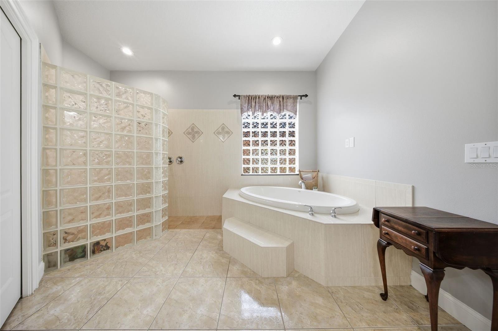 WICKLOW GREENS AT TUSCAWILLA - Residential