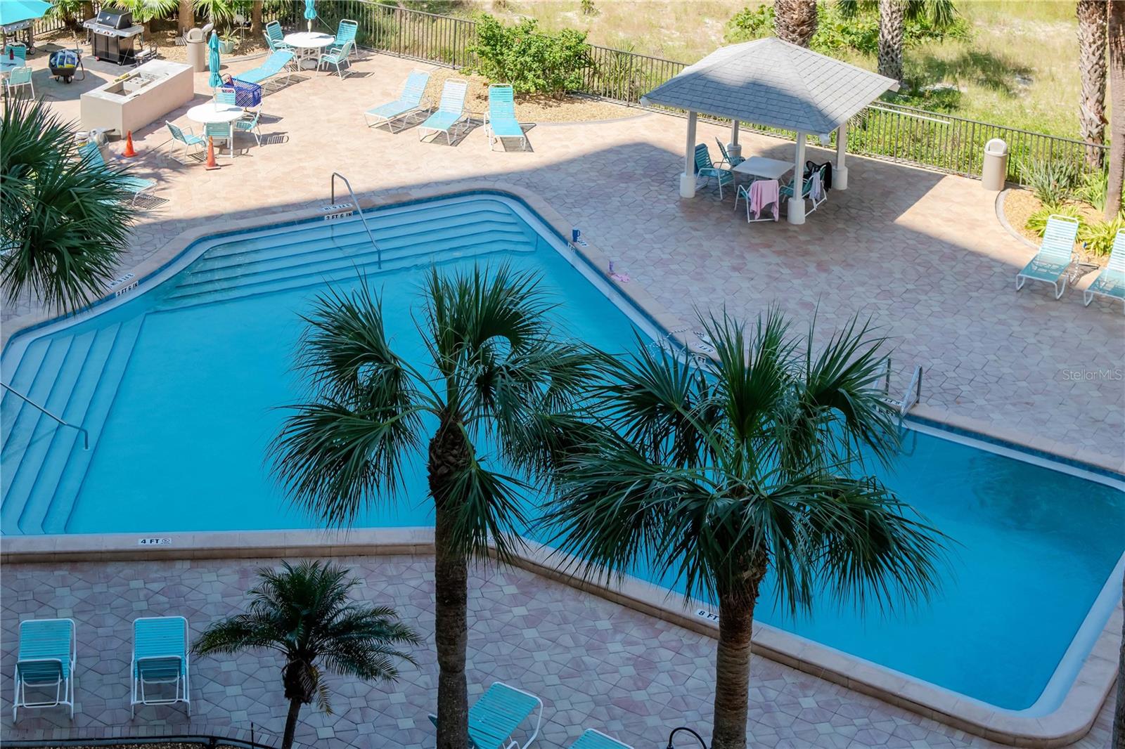 LANDMARK TOWERS - Residential