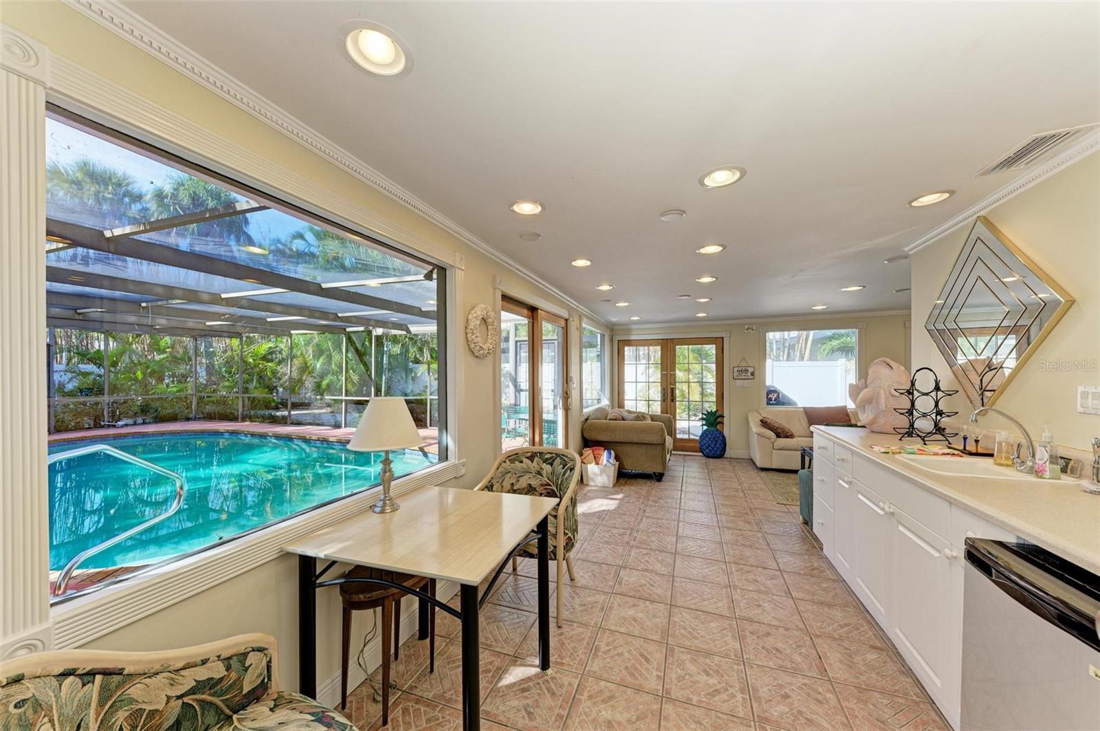 SAINT ARMANDS DIV JOHN RINGLING ESTATES - Residential