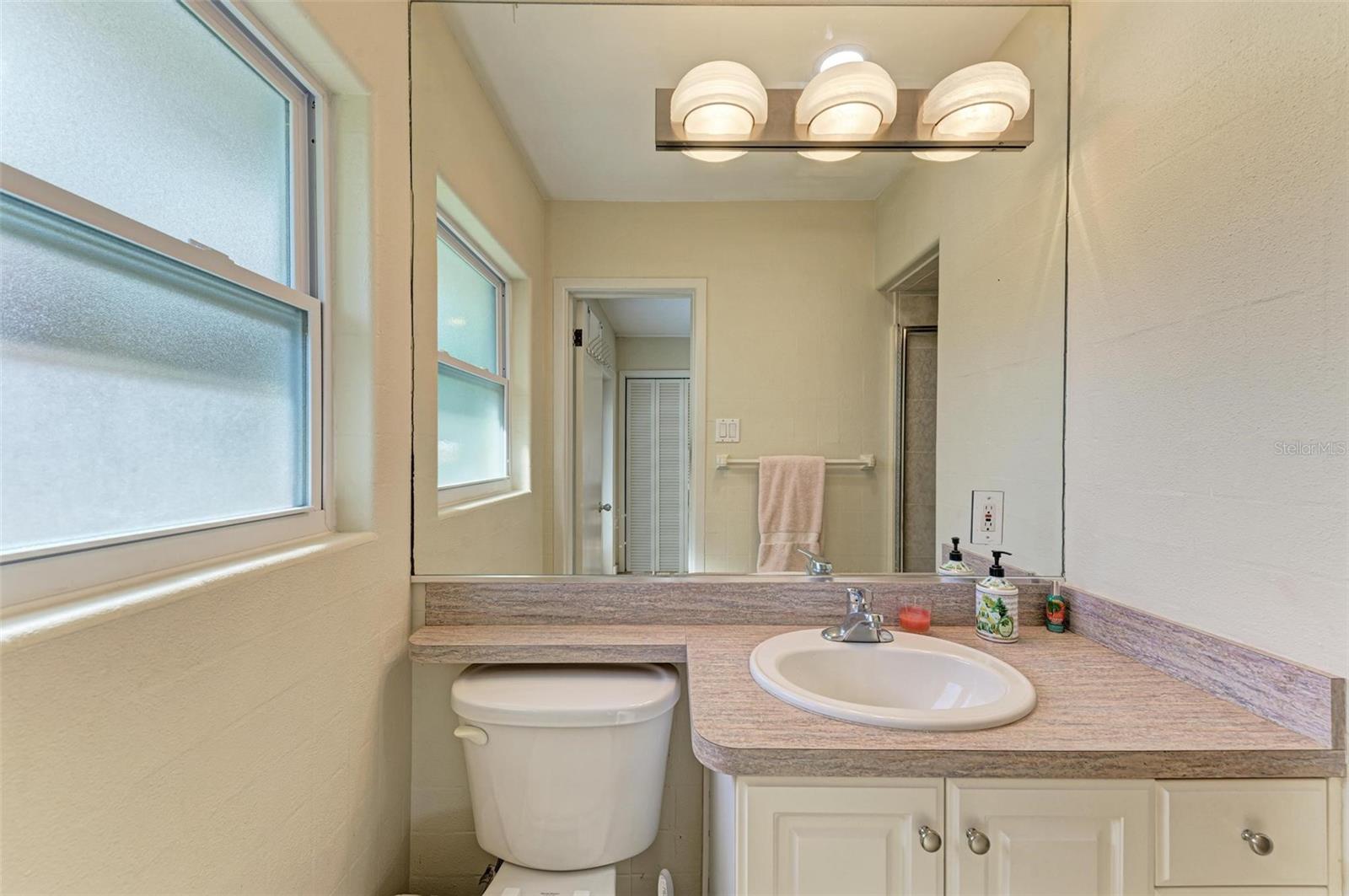 SAINT ARMANDS DIV JOHN RINGLING ESTATES - Residential