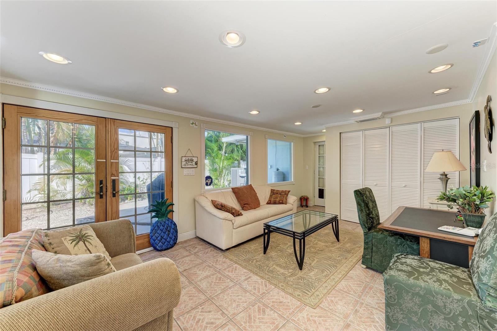 SAINT ARMANDS DIV JOHN RINGLING ESTATES - Residential