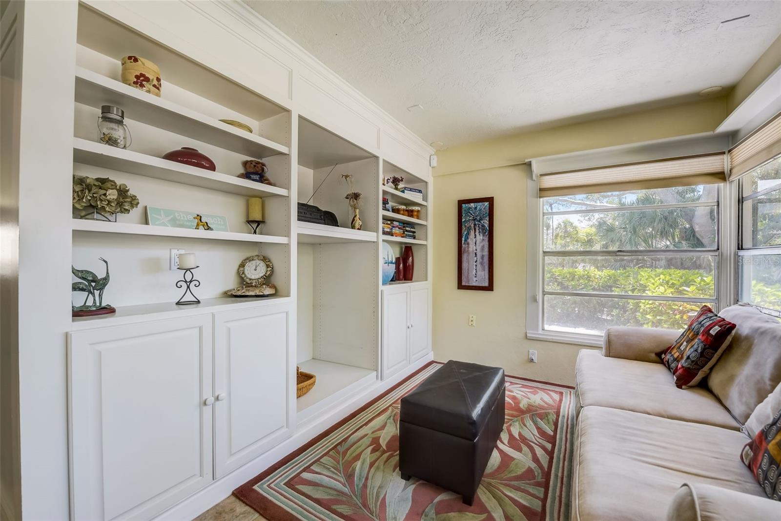 SAINT ARMANDS DIV JOHN RINGLING ESTATES - Residential