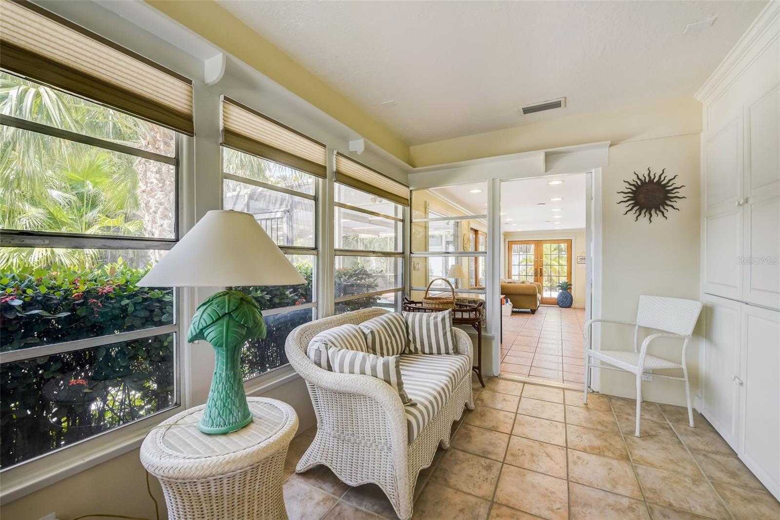 SAINT ARMANDS DIV JOHN RINGLING ESTATES - Residential