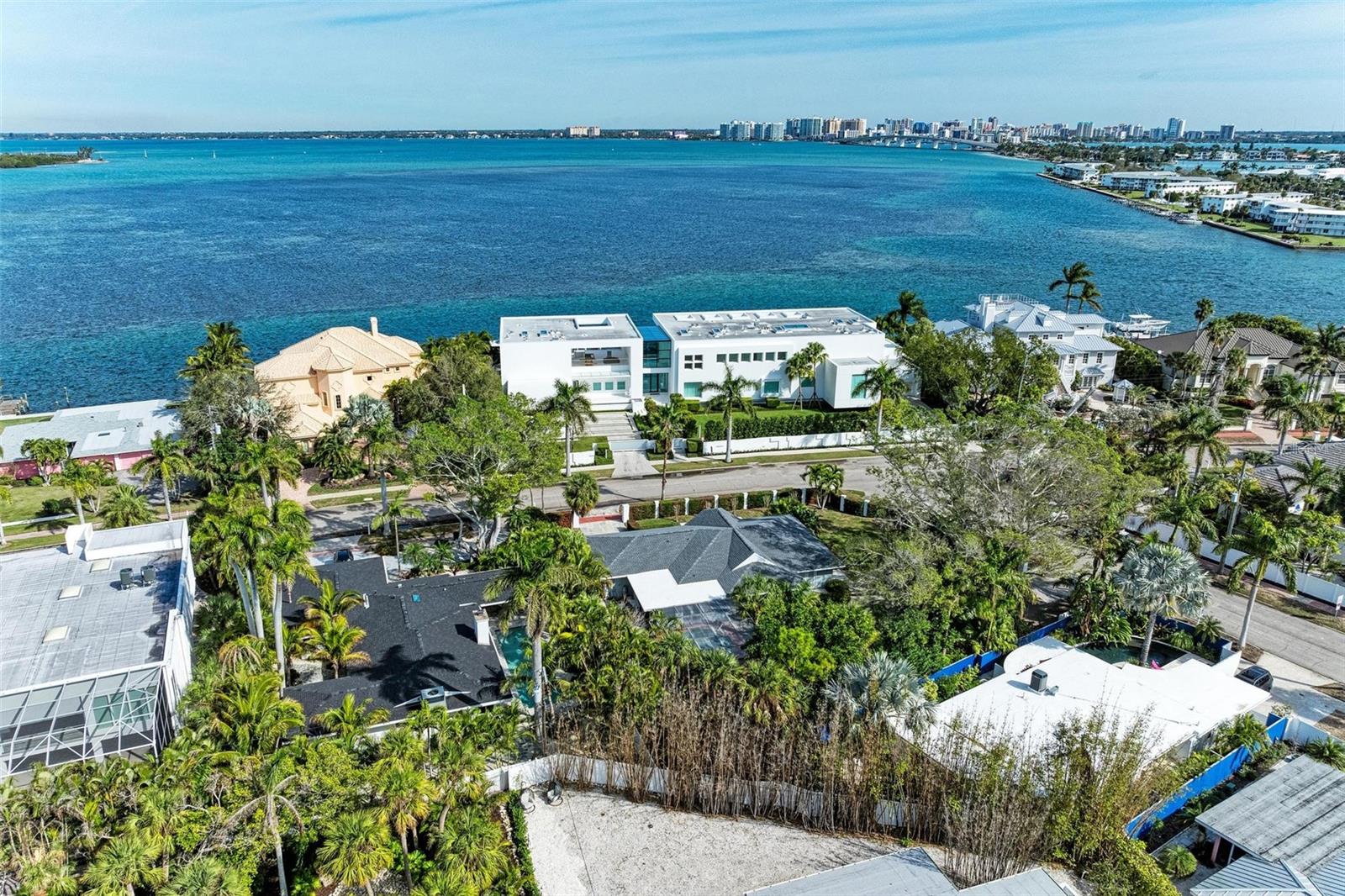 SAINT ARMANDS DIV JOHN RINGLING ESTATES - Residential