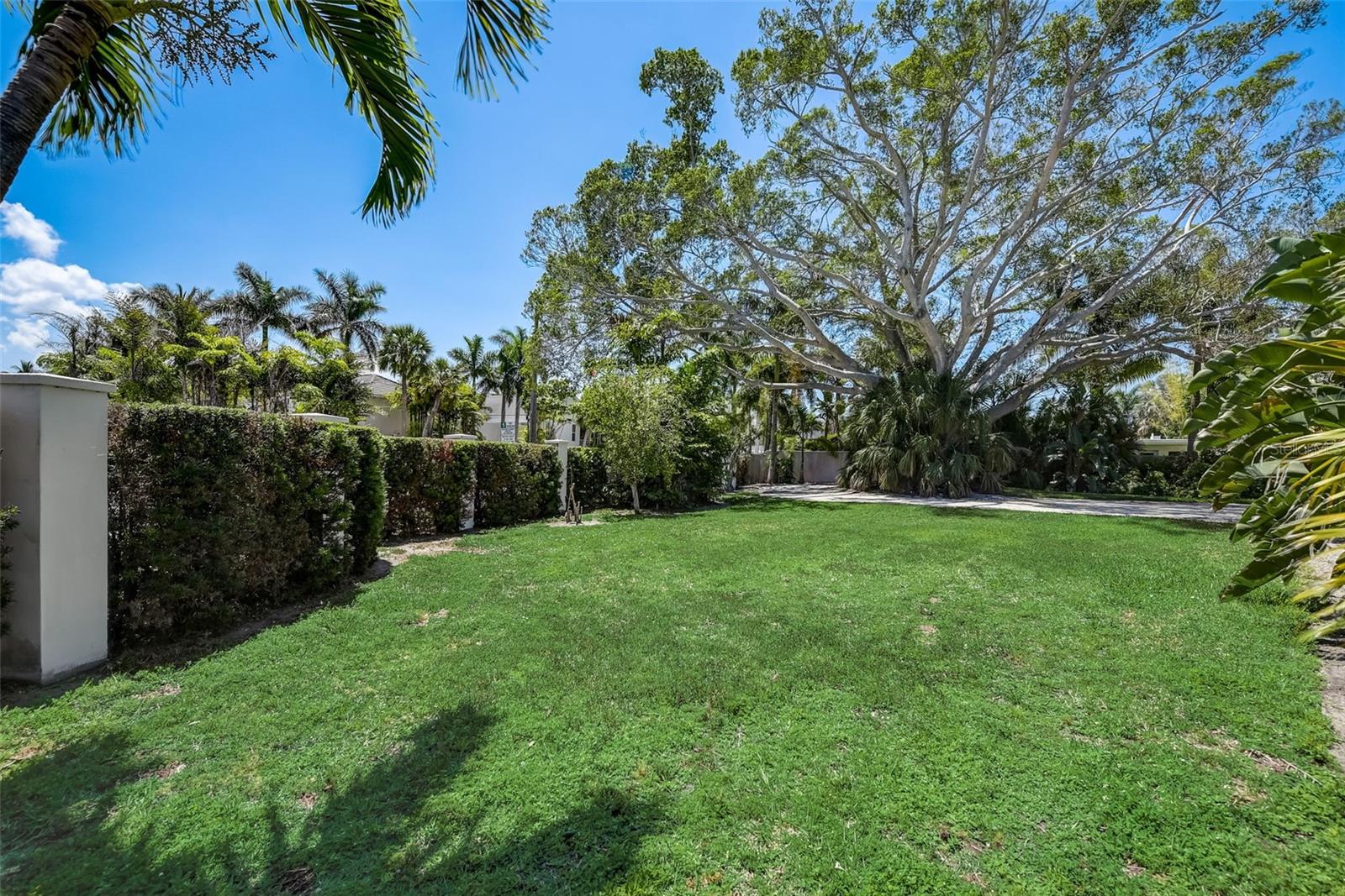 SAINT ARMANDS DIV JOHN RINGLING ESTATES - Residential