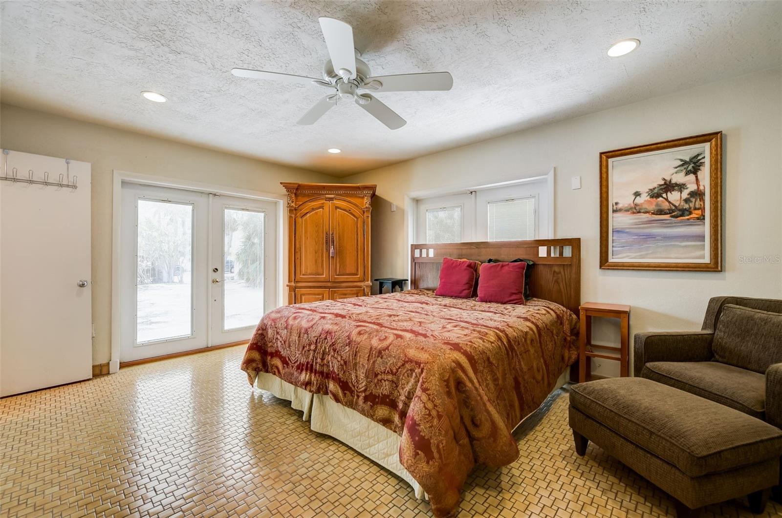 SAINT ARMANDS DIV JOHN RINGLING ESTATES - Residential