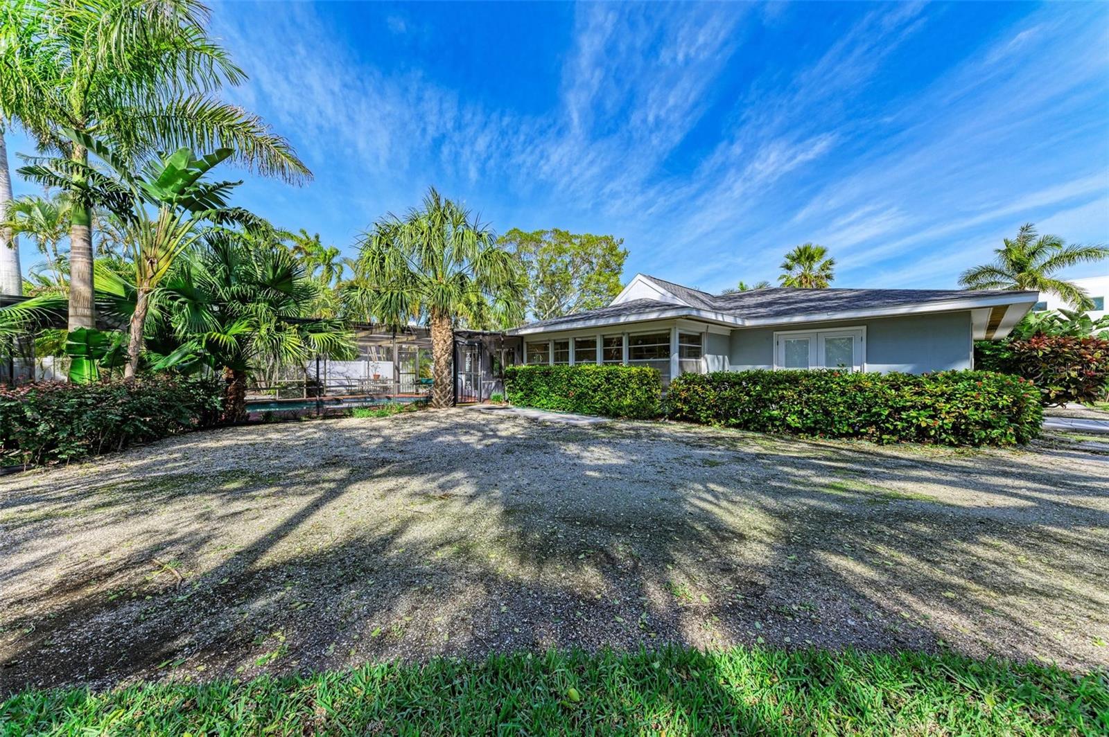 SAINT ARMANDS DIV JOHN RINGLING ESTATES - Residential