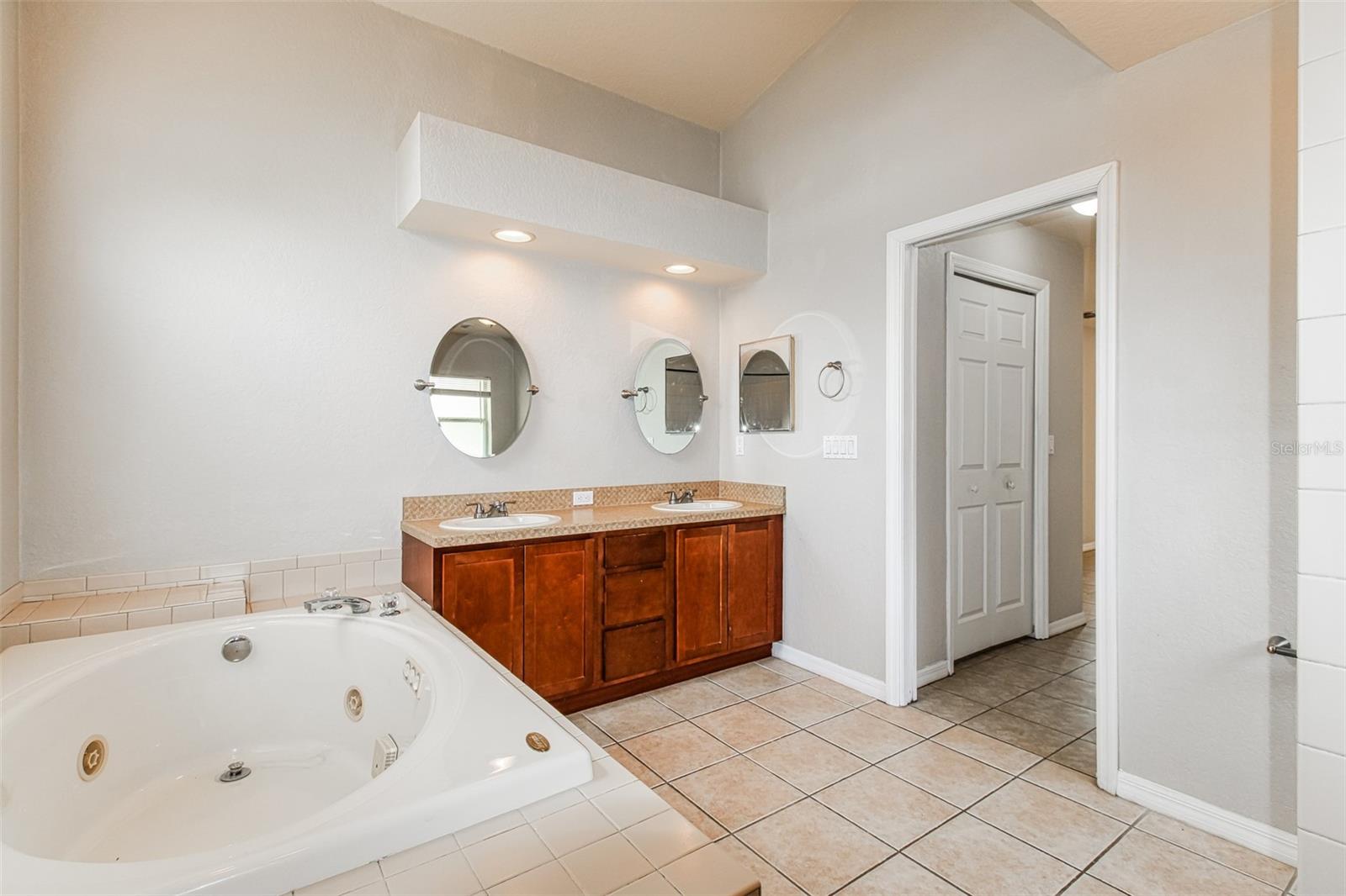 WEEKI WACHEE WOODLANDS - Residential