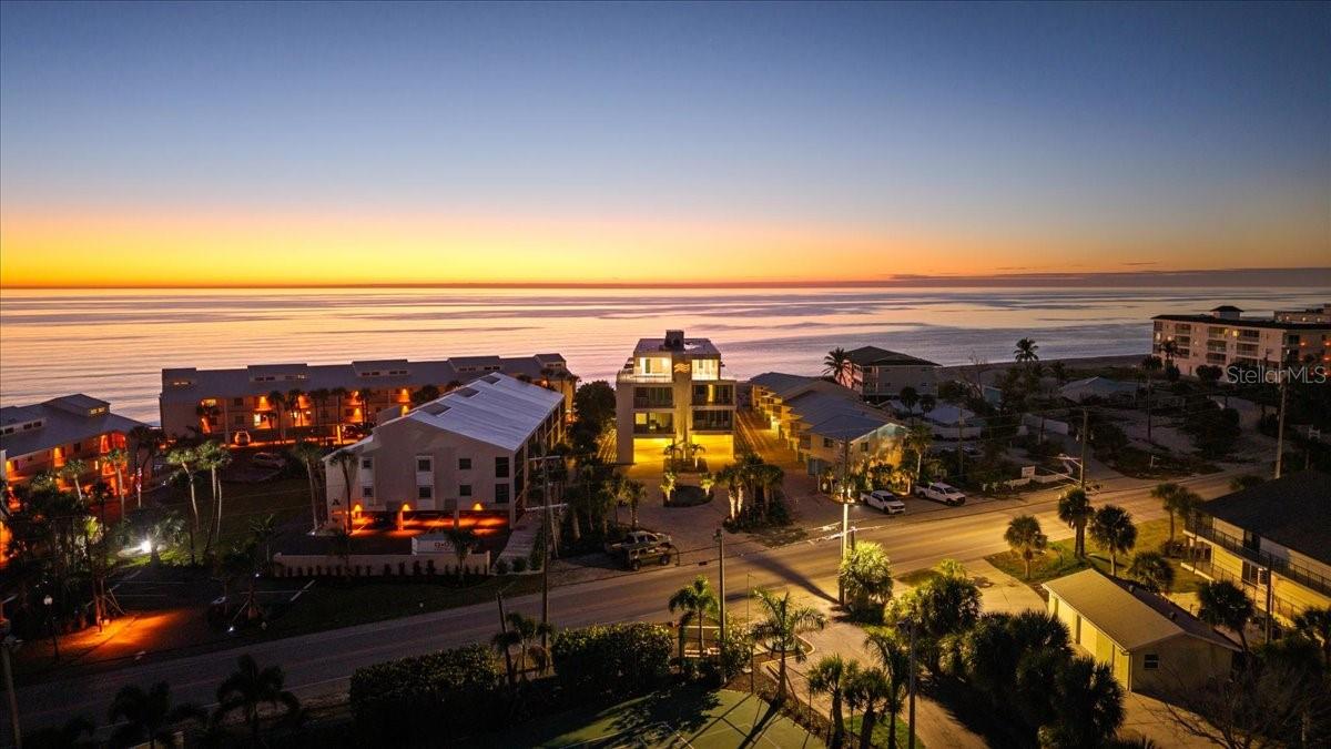 WAVES/MANASOTA KEY - Residential