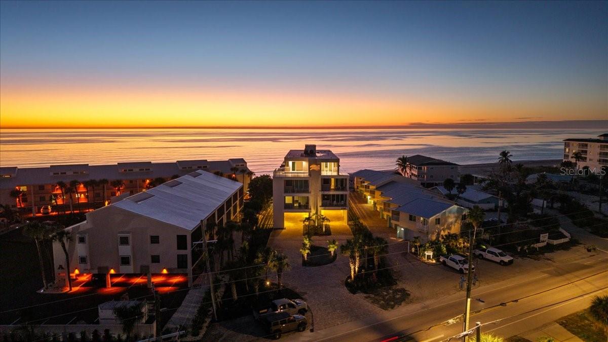 WAVES/MANASOTA KEY - Residential