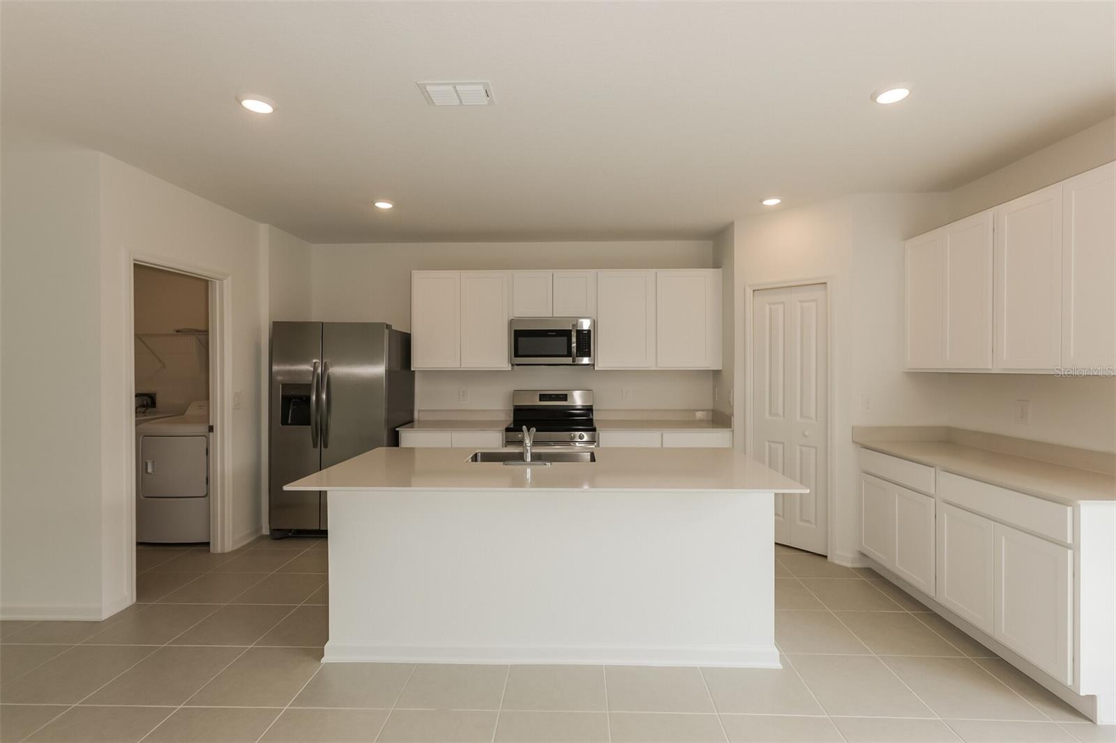 HUNT CLUB/LK WALES PH 1 - Residential Lease