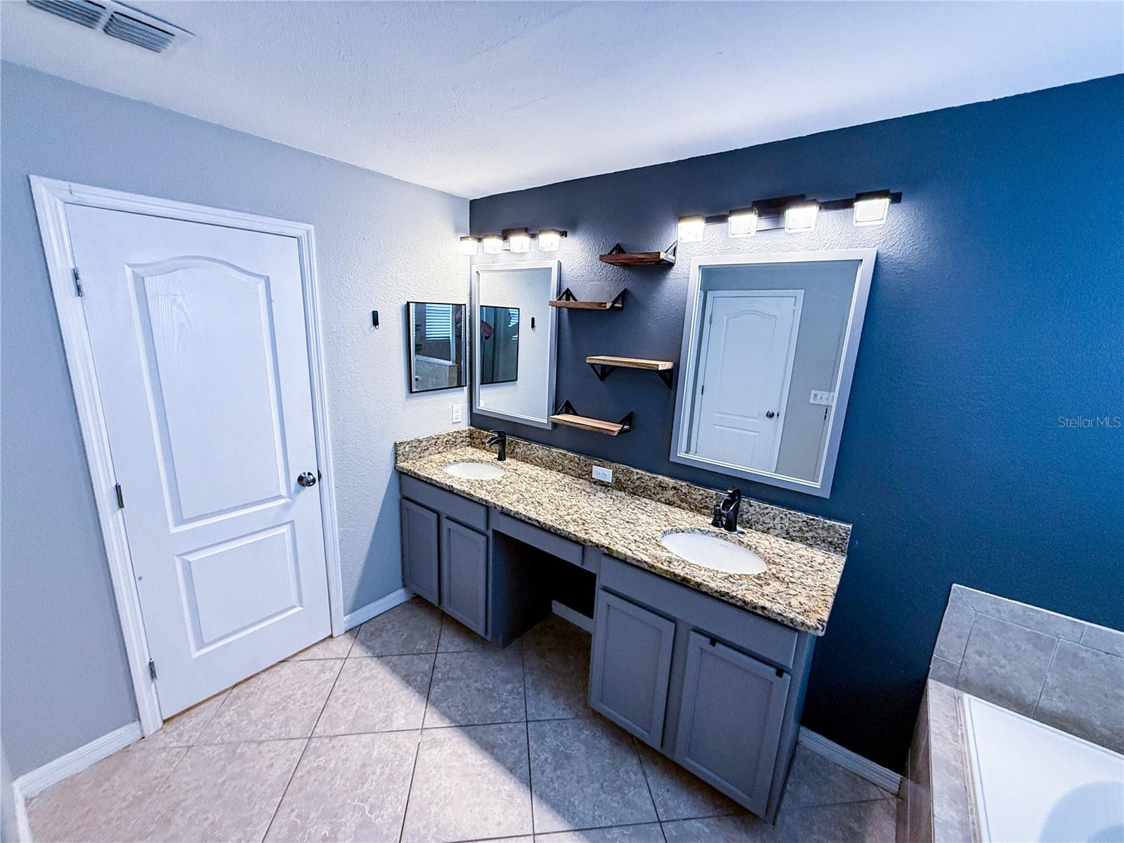 HAWKS POINT PH S-2 - Residential