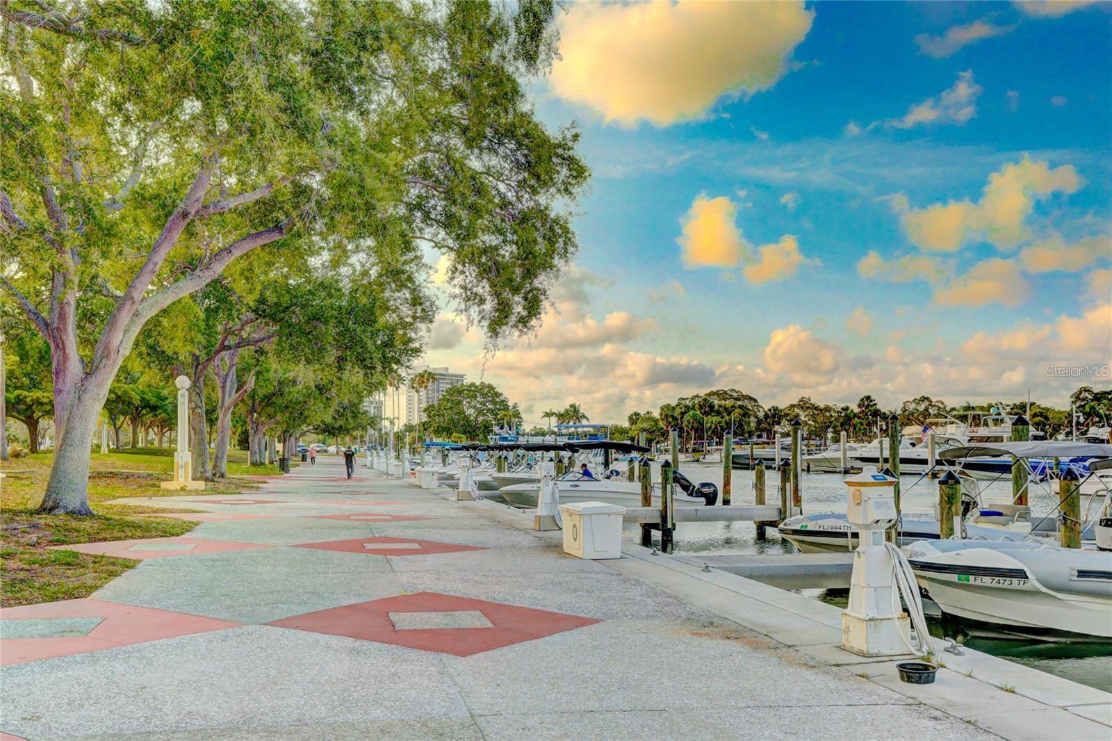 GULFSTREAM TOWERS - Residential