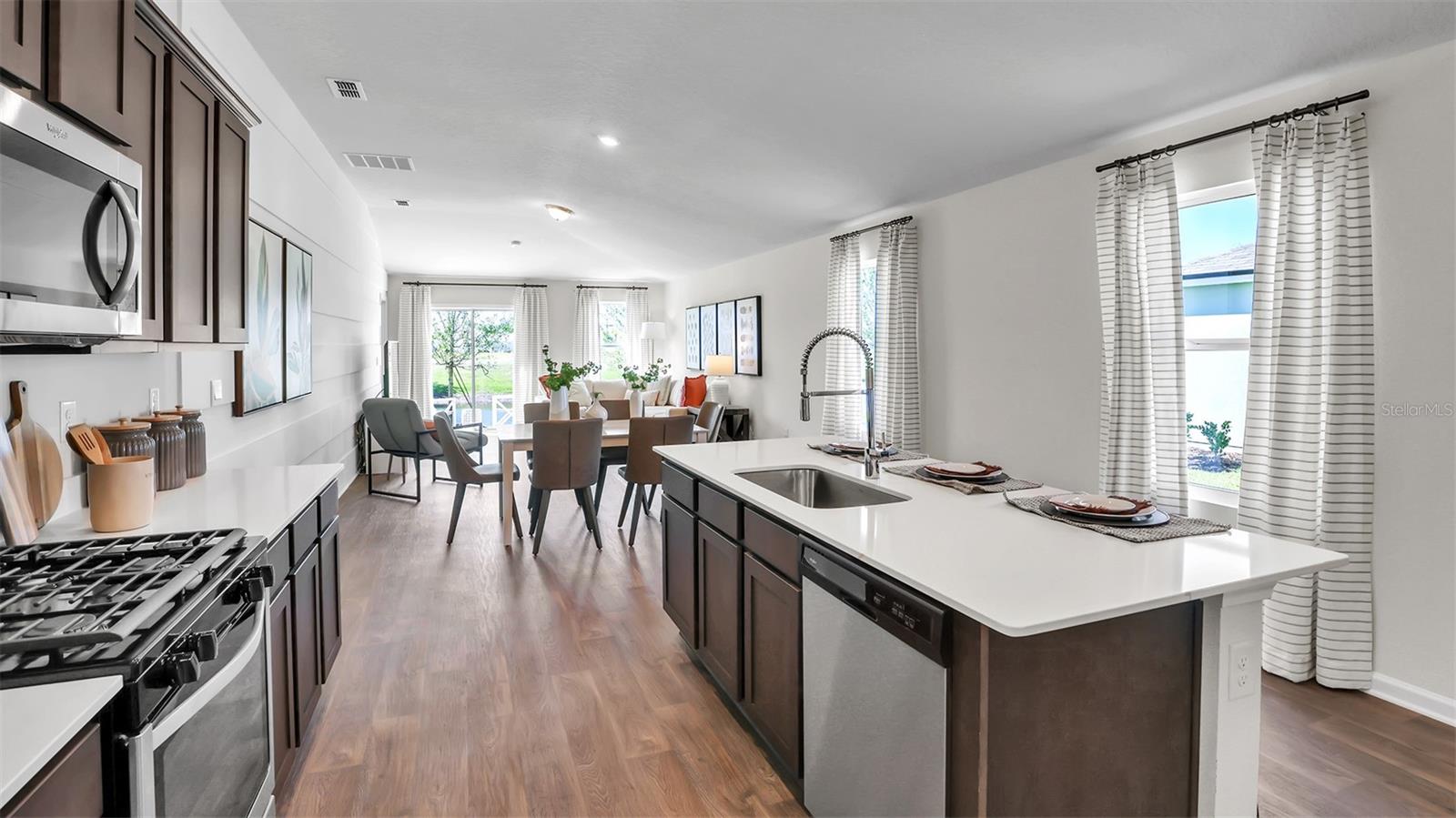 GRAND RESERVE AND GOLF CLUB - Residential