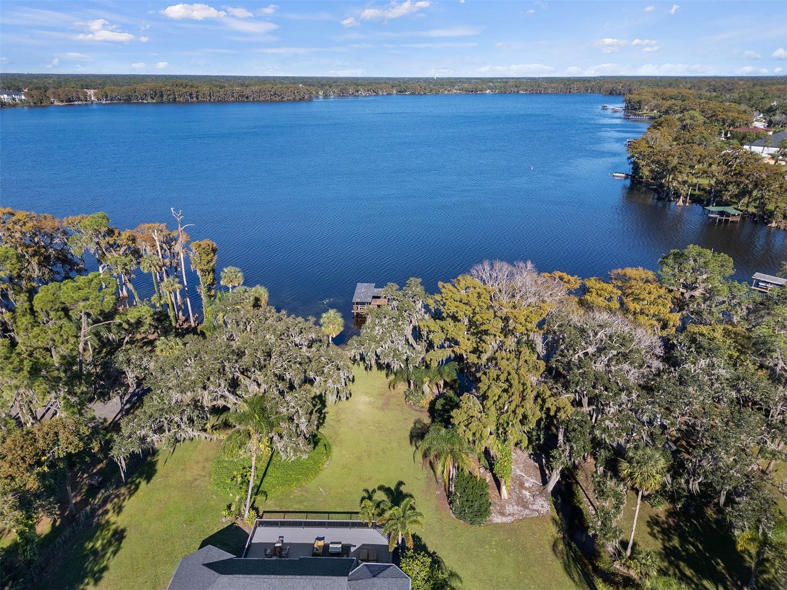 2652 LAKE HOWELL LANE